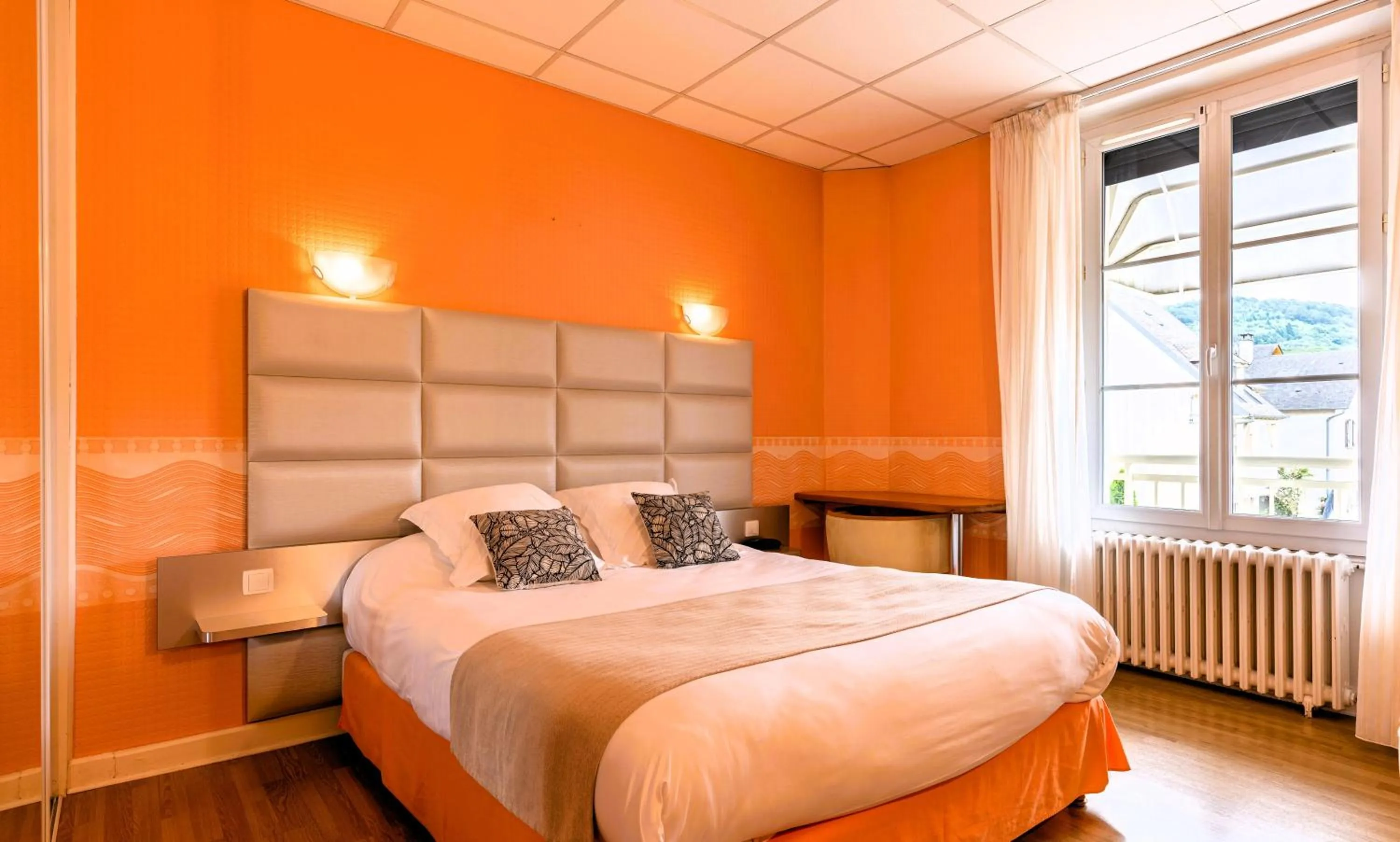 Bedroom, Bed in Le Sablier du Temps