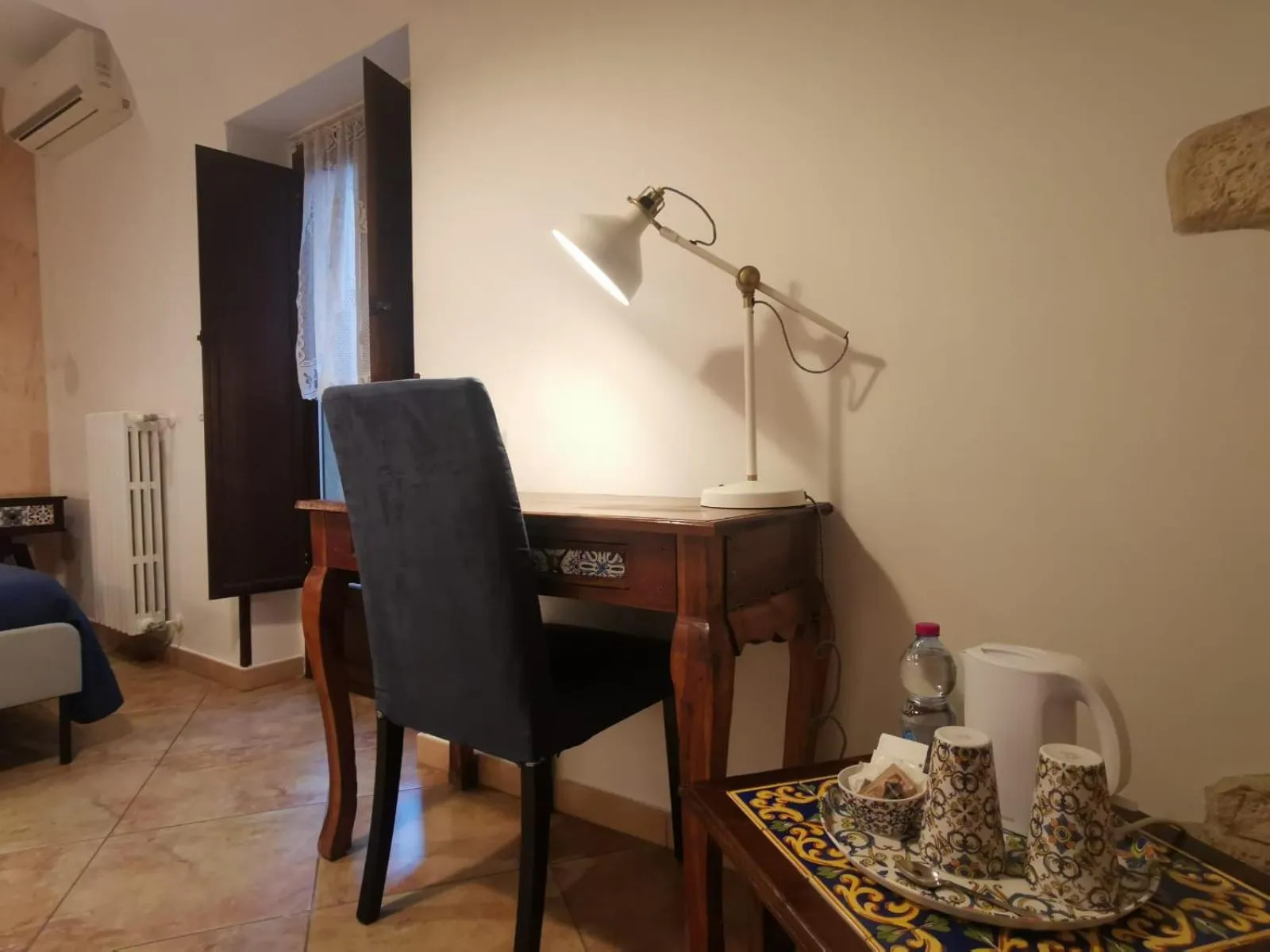 Bedroom in Del Centro