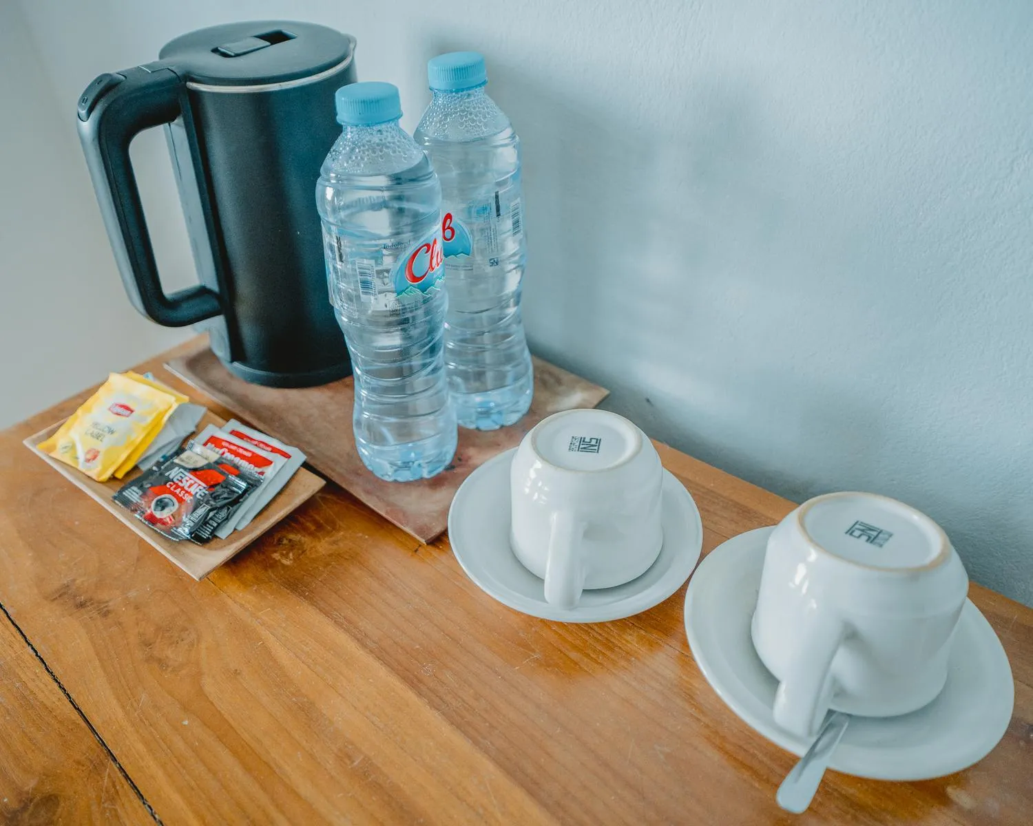 Coffee/tea facilities in The Tanis Beach Resort Nusa Lembongan