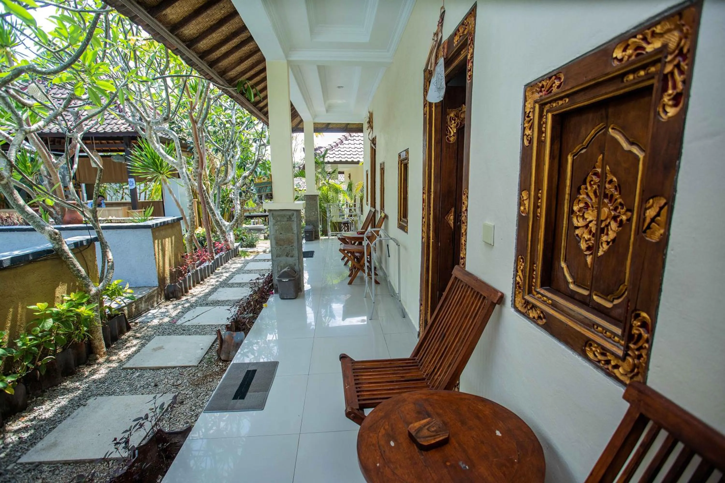 The Tanis Beach Resort Nusa Lembongan