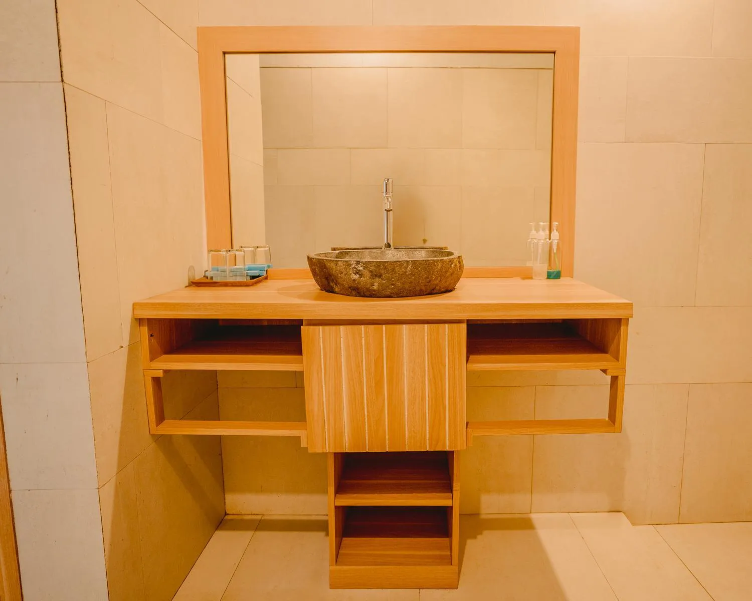 Bathroom in The Tanis Beach Resort Nusa Lembongan