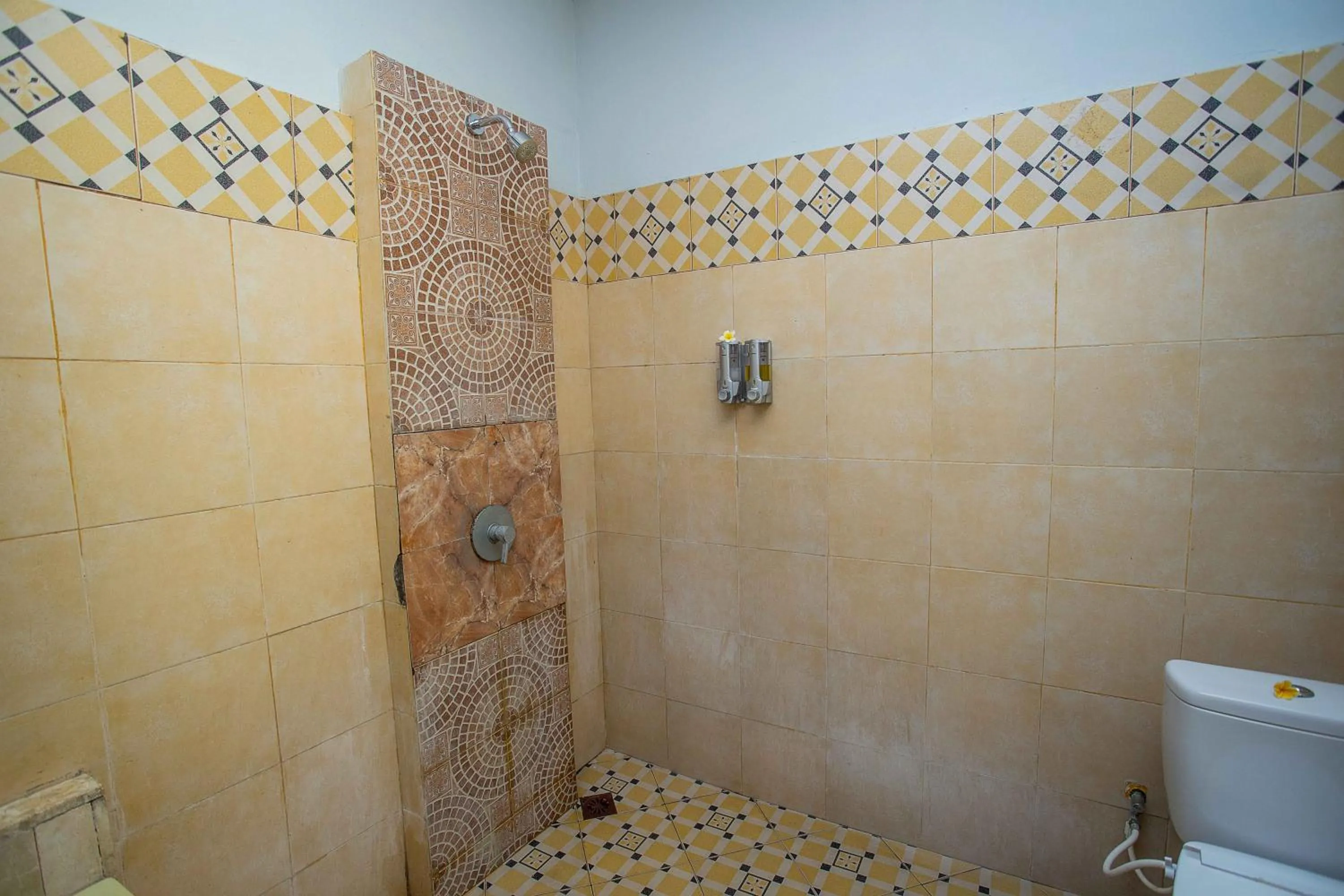 The Tanis Beach Resort Nusa Lembongan