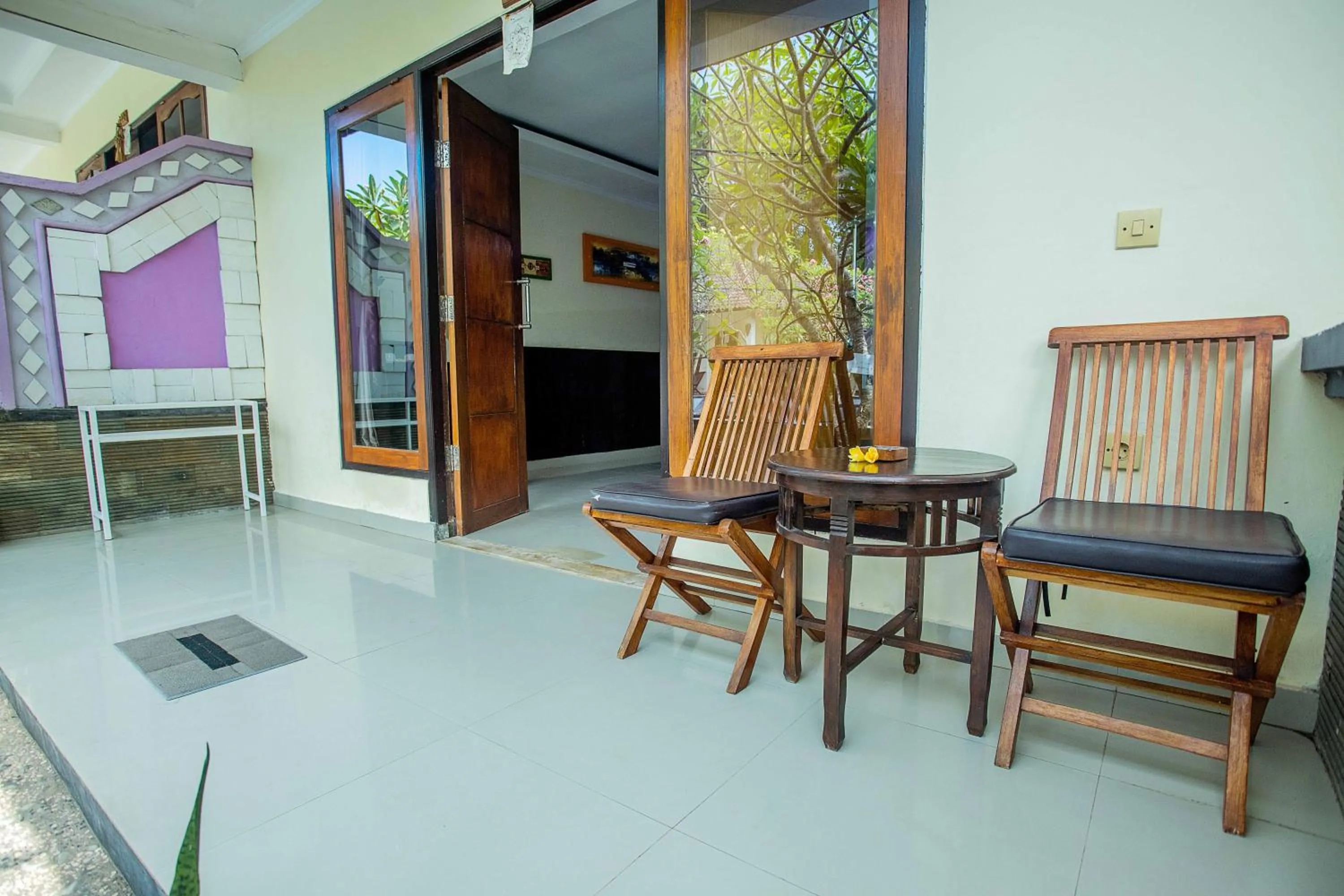 The Tanis Beach Resort Nusa Lembongan