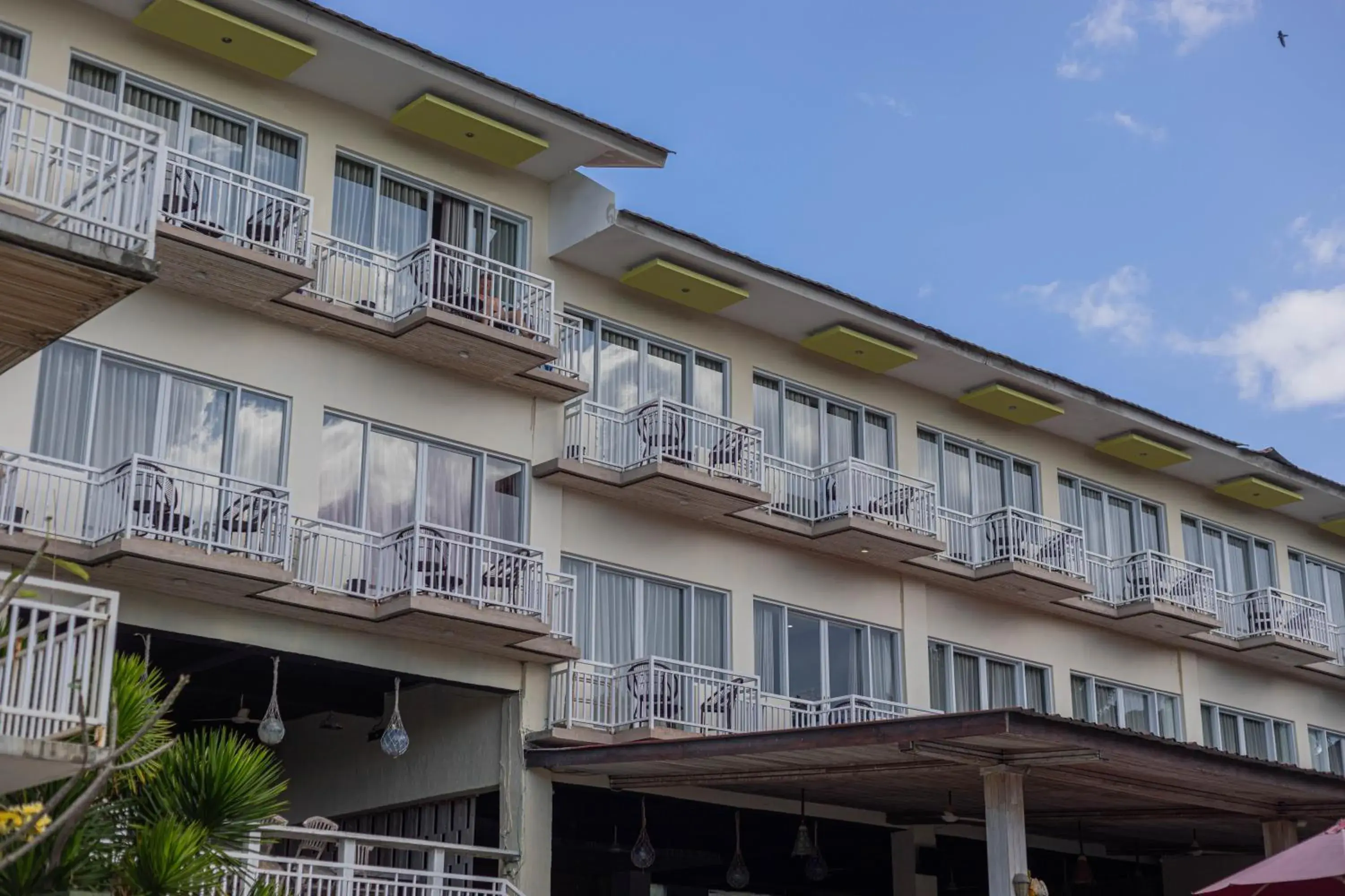 Property building in The Tanis Beach Resort Nusa Lembongan Property building in The Tanis Beach Resort Nusa Lembongan