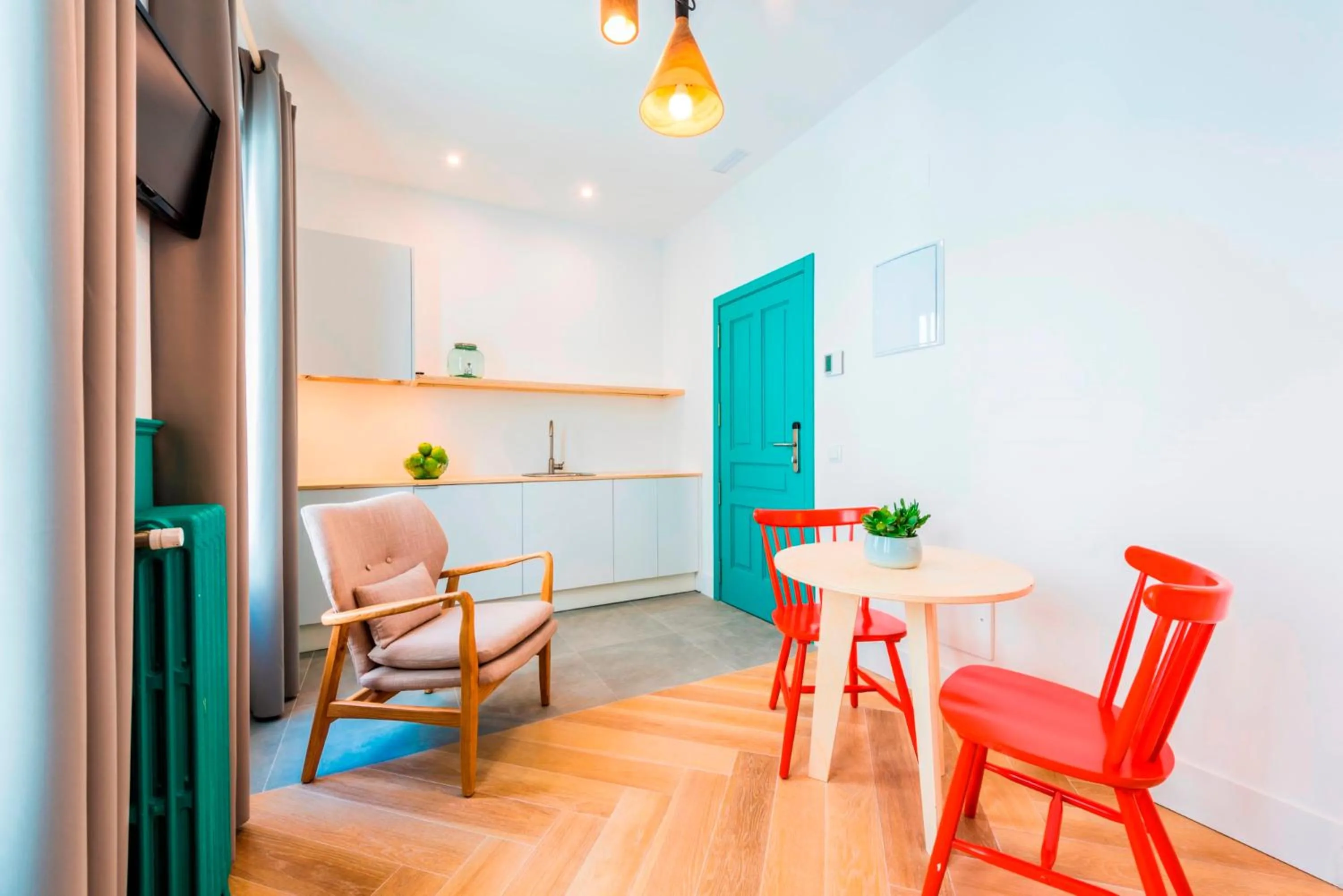 Living room in Be Mate Gran Vía Suites