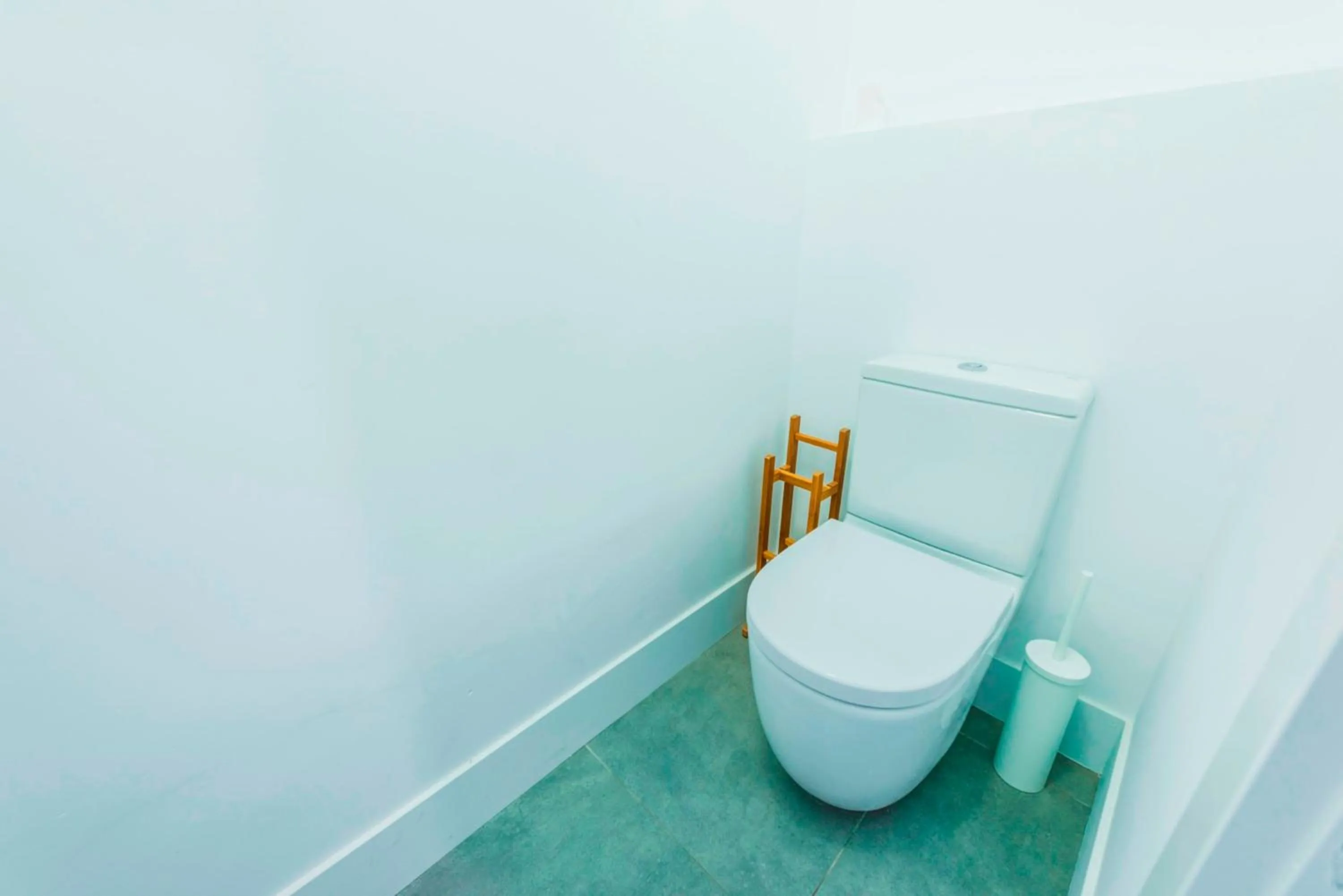 Toilet in Be Mate Gran Vía Suites