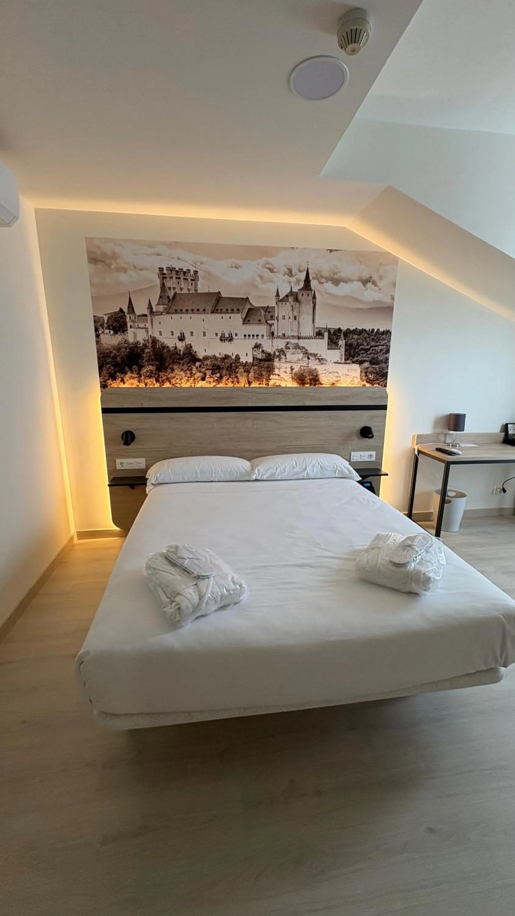 Bed in Hotel ELE Acueducto