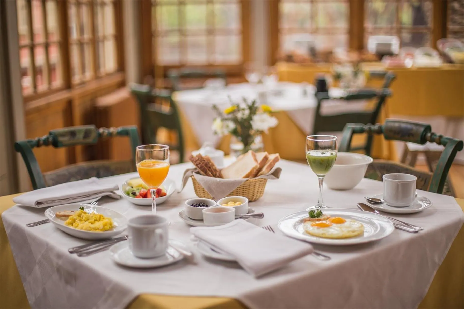 Breakfast in Hotel Casa Real - Viña Santa Rita