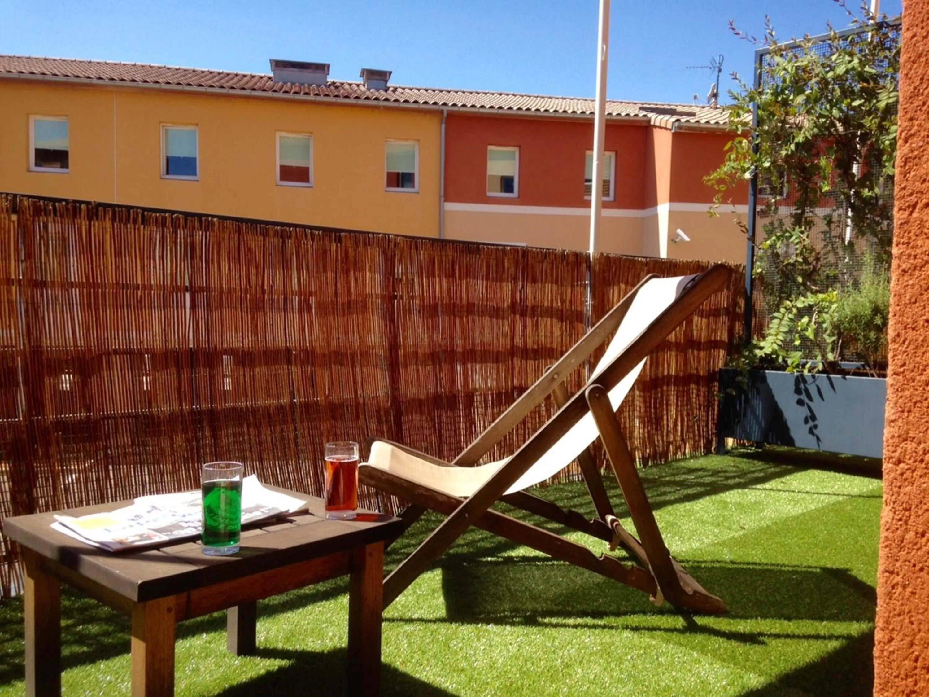 Balcony/Terrace in Suite Home Apt Luberon