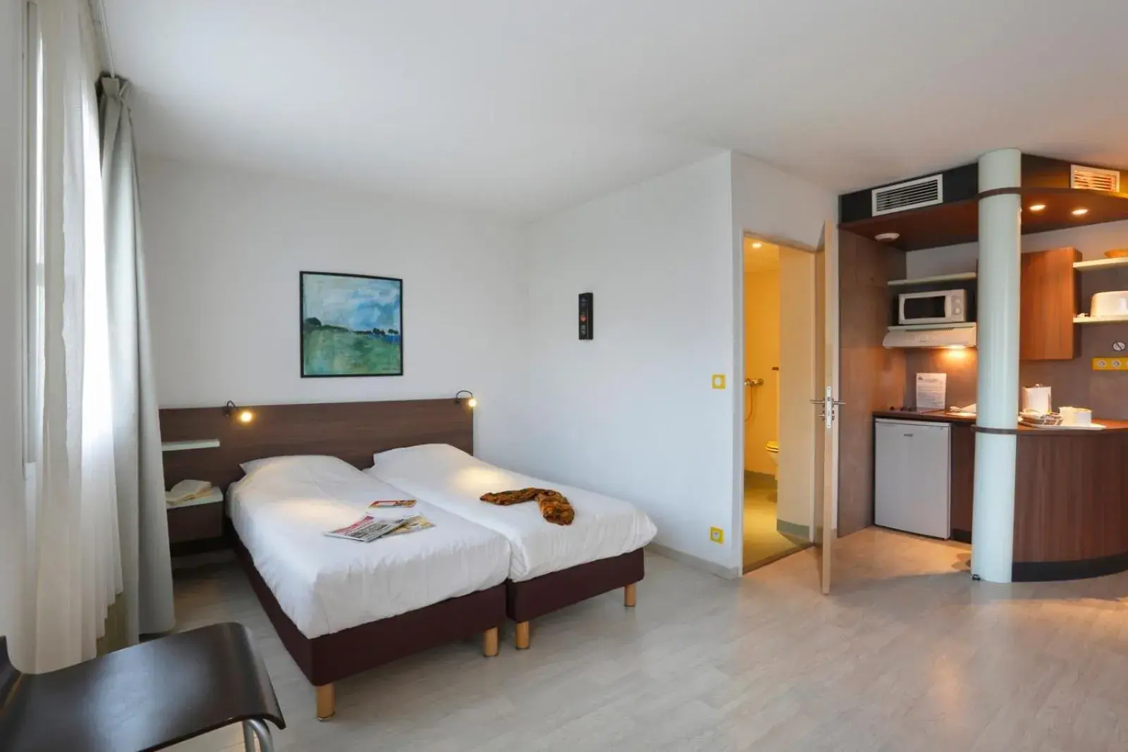 Bed in Suite Home Apt Luberon Bed in Suite Home Apt Luberon