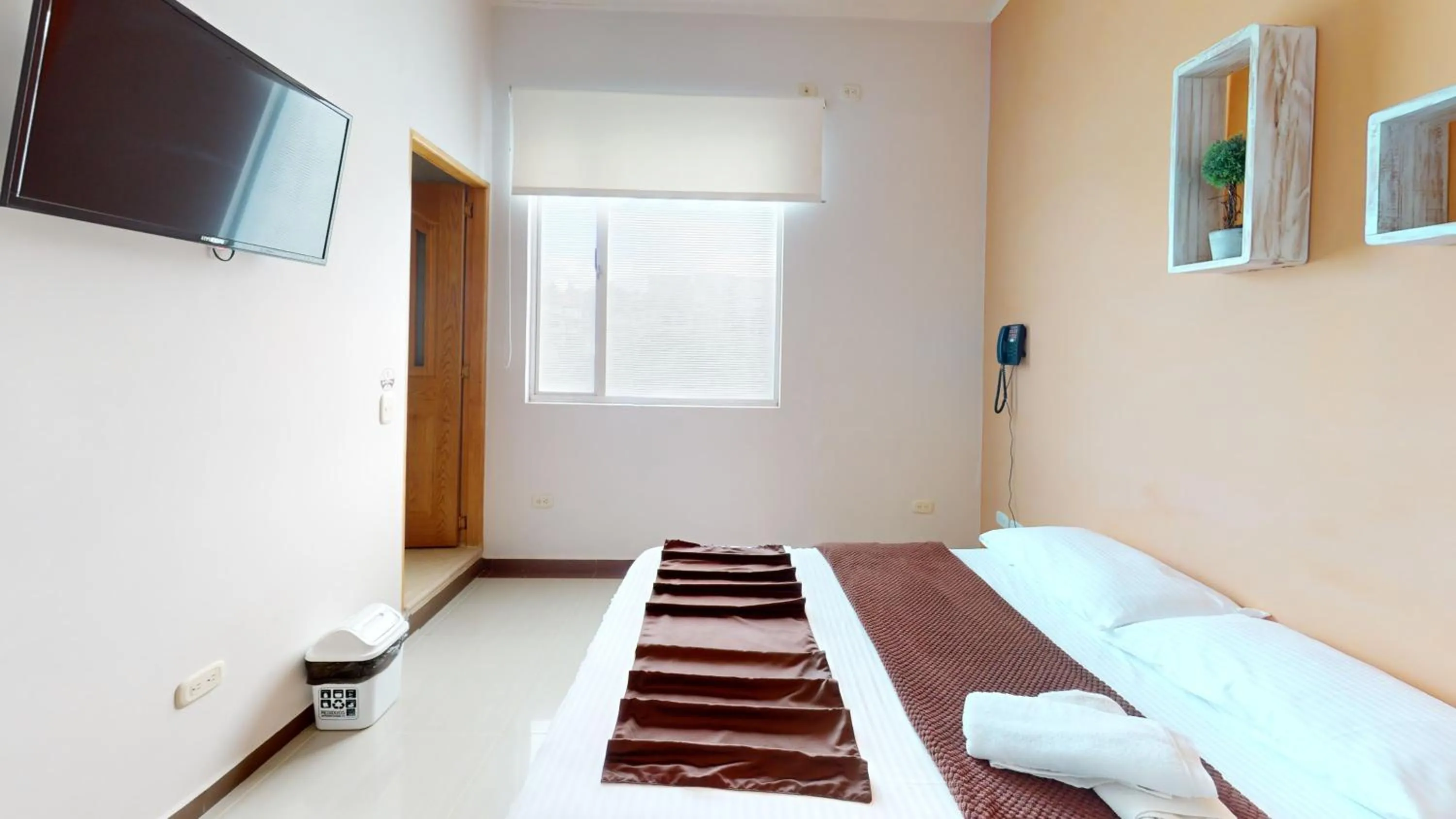 TV and multimedia, Bed in Hotel Villa Colonia