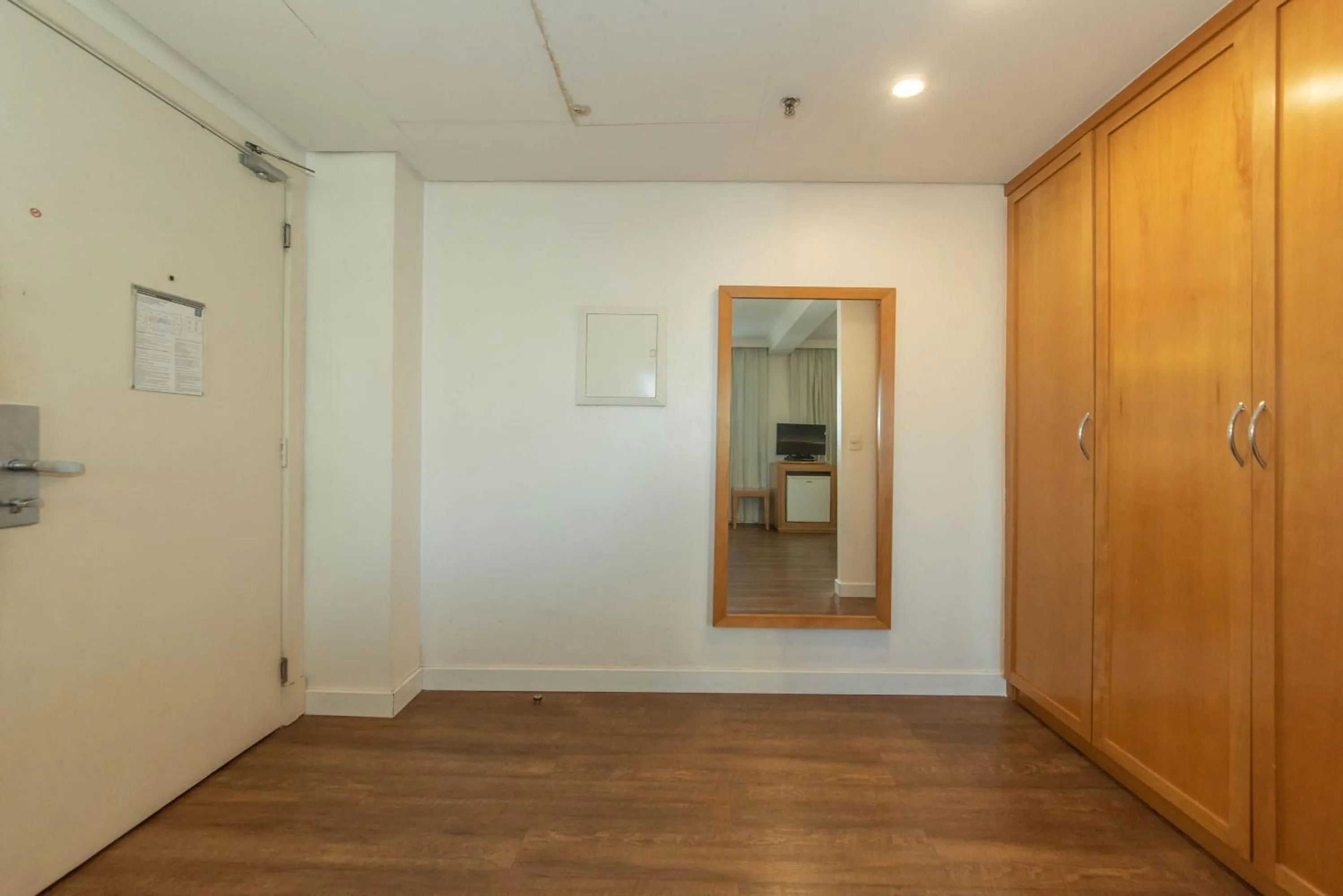 CHARMOSO FLAT NA OSCAR FREIRE