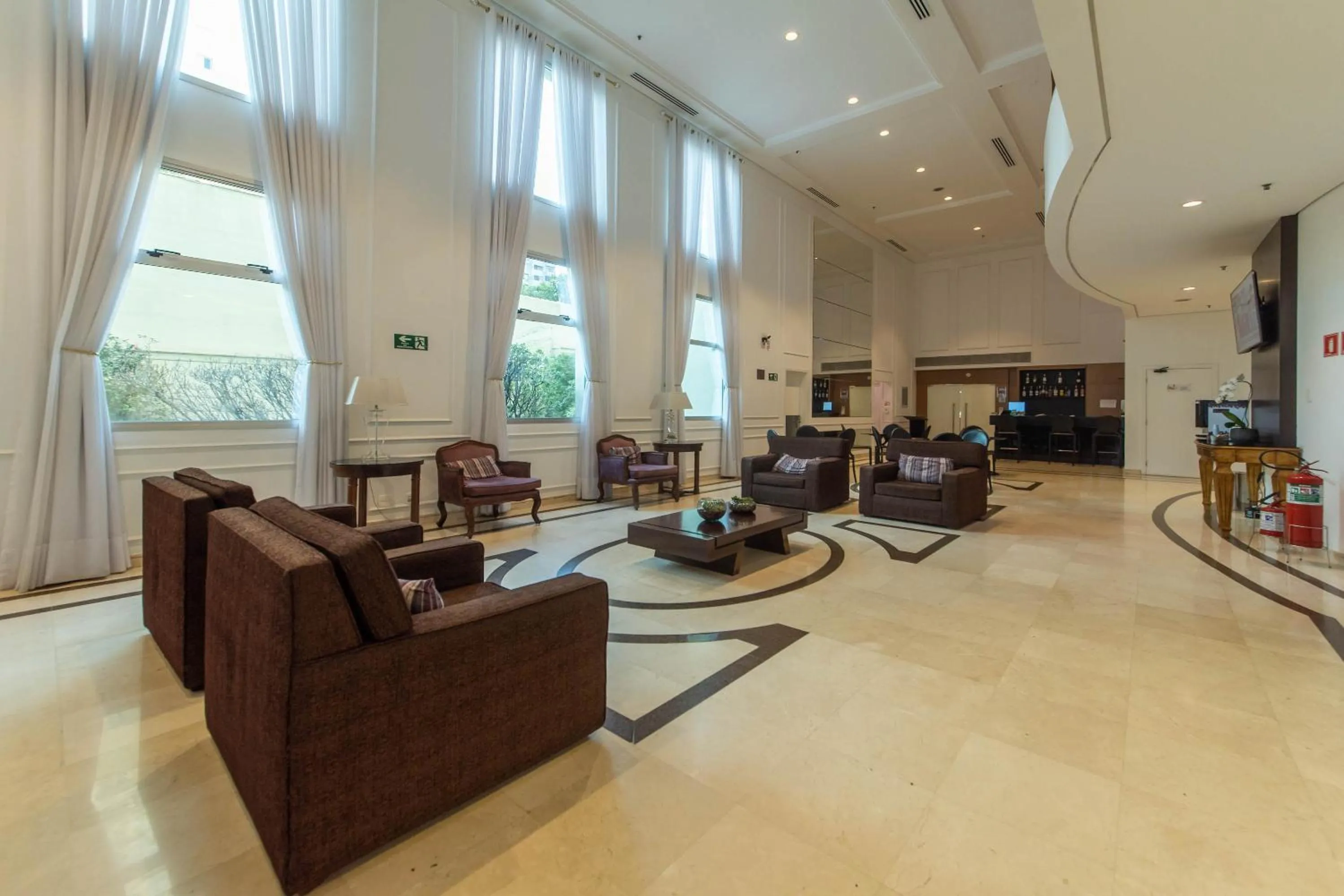 CHARMOSO FLAT NA OSCAR FREIRE