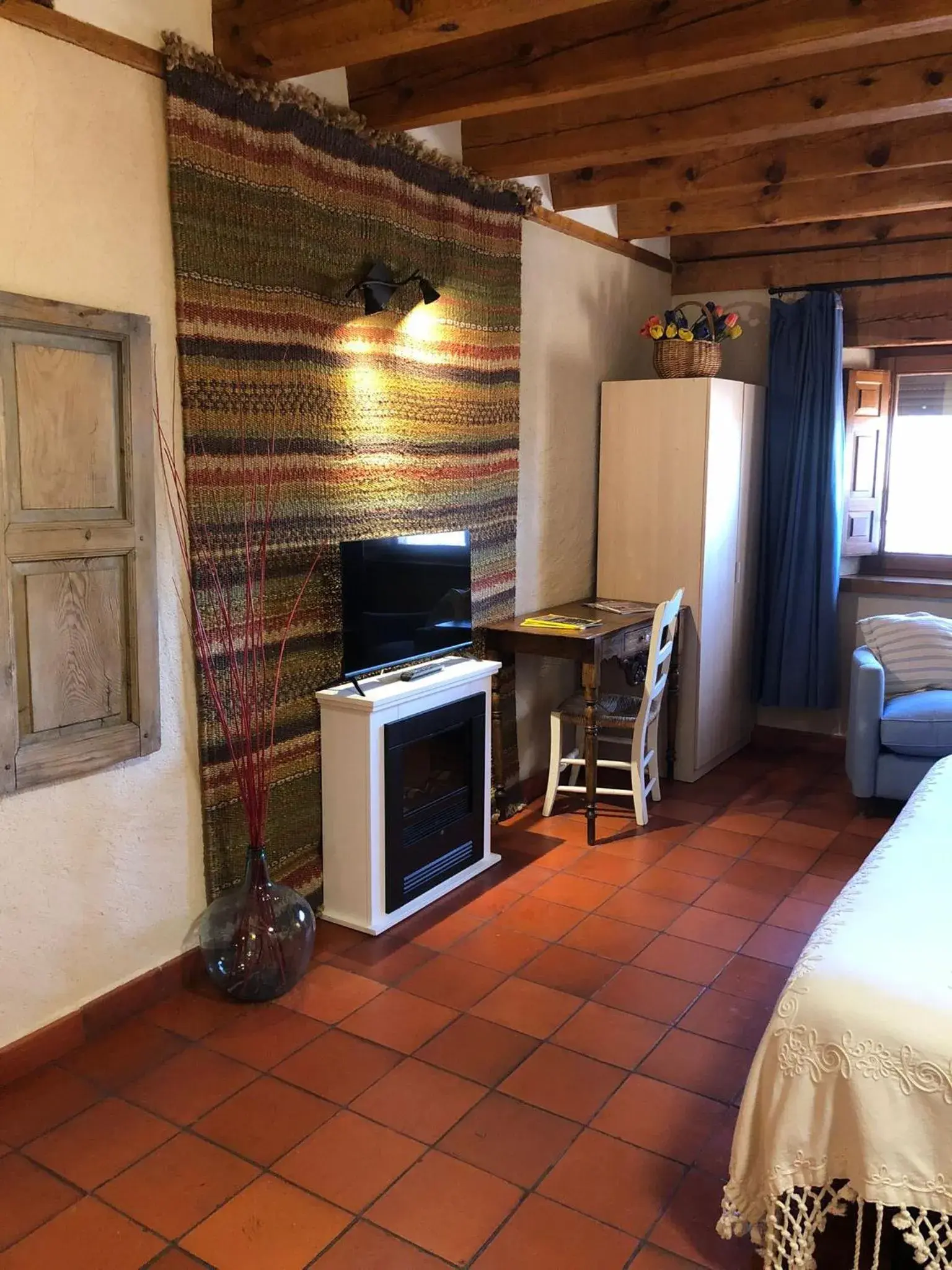 Double or Twin Room with Mountain View in Posada Real Mingaseda Double or Twin Room with Mountain View in Posada Real Mingaseda