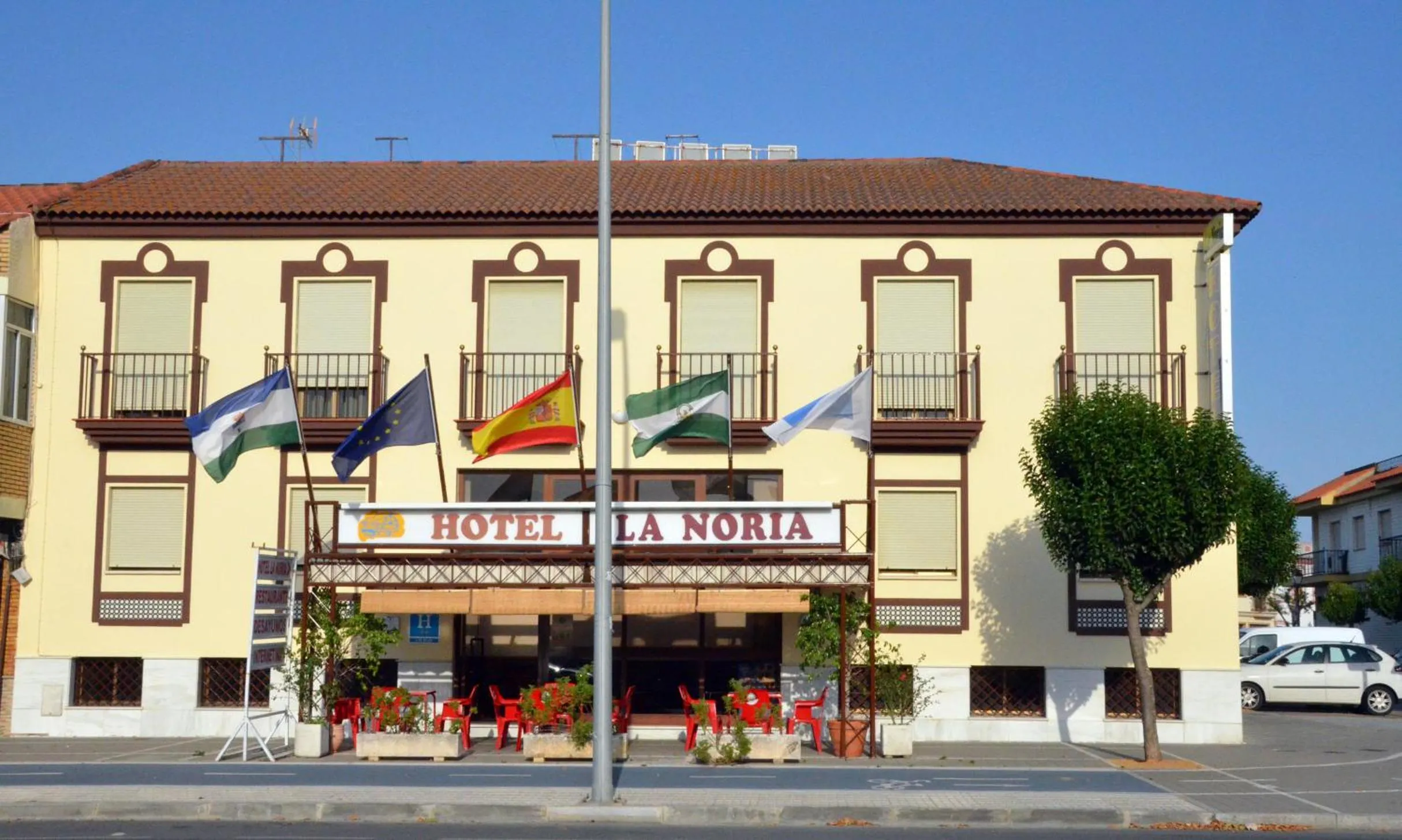 Facade/entrance in Hotel La Noria
