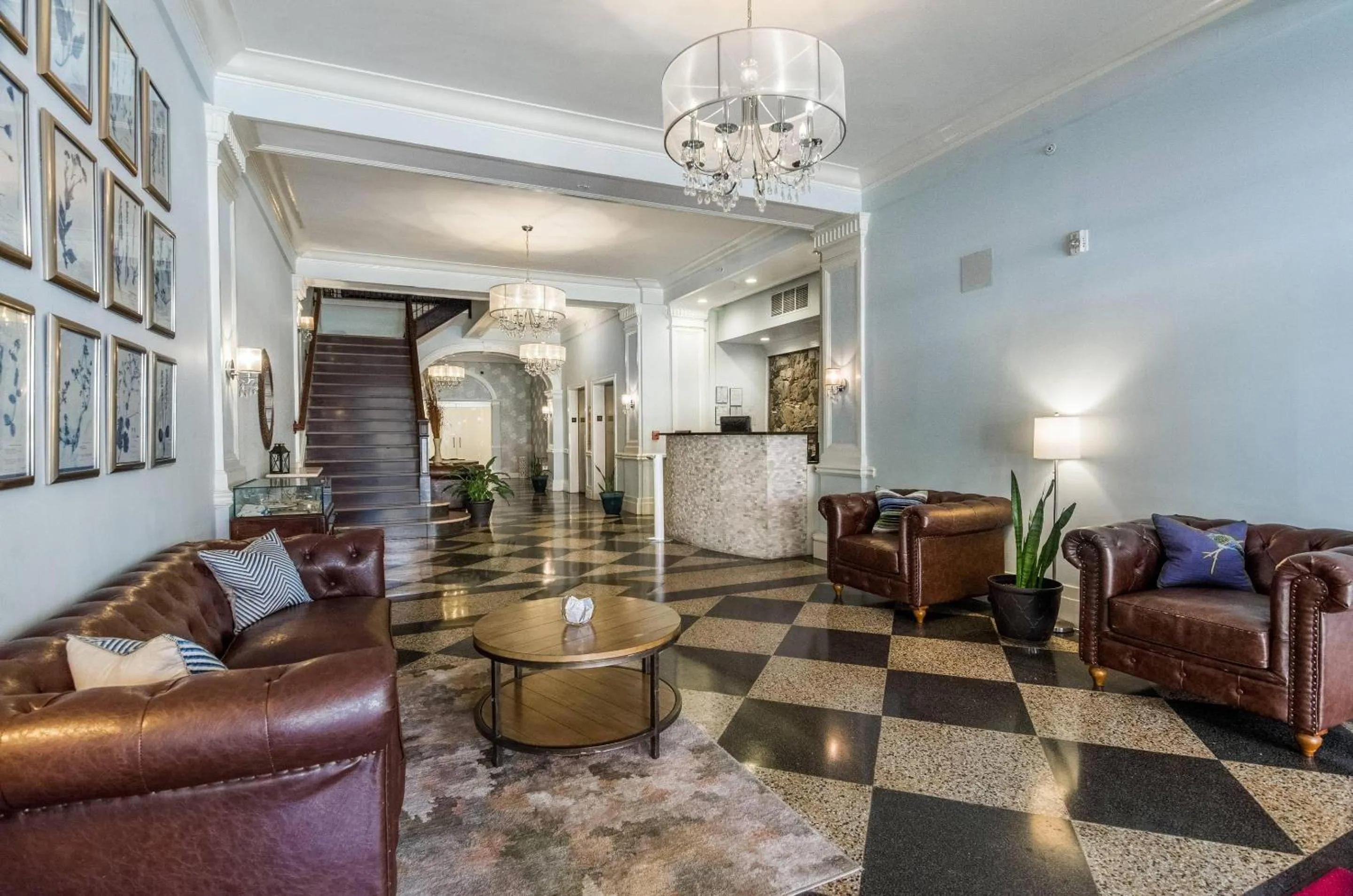 Lobby or reception in The Gin Hotel, an Ascend Collection Hotel