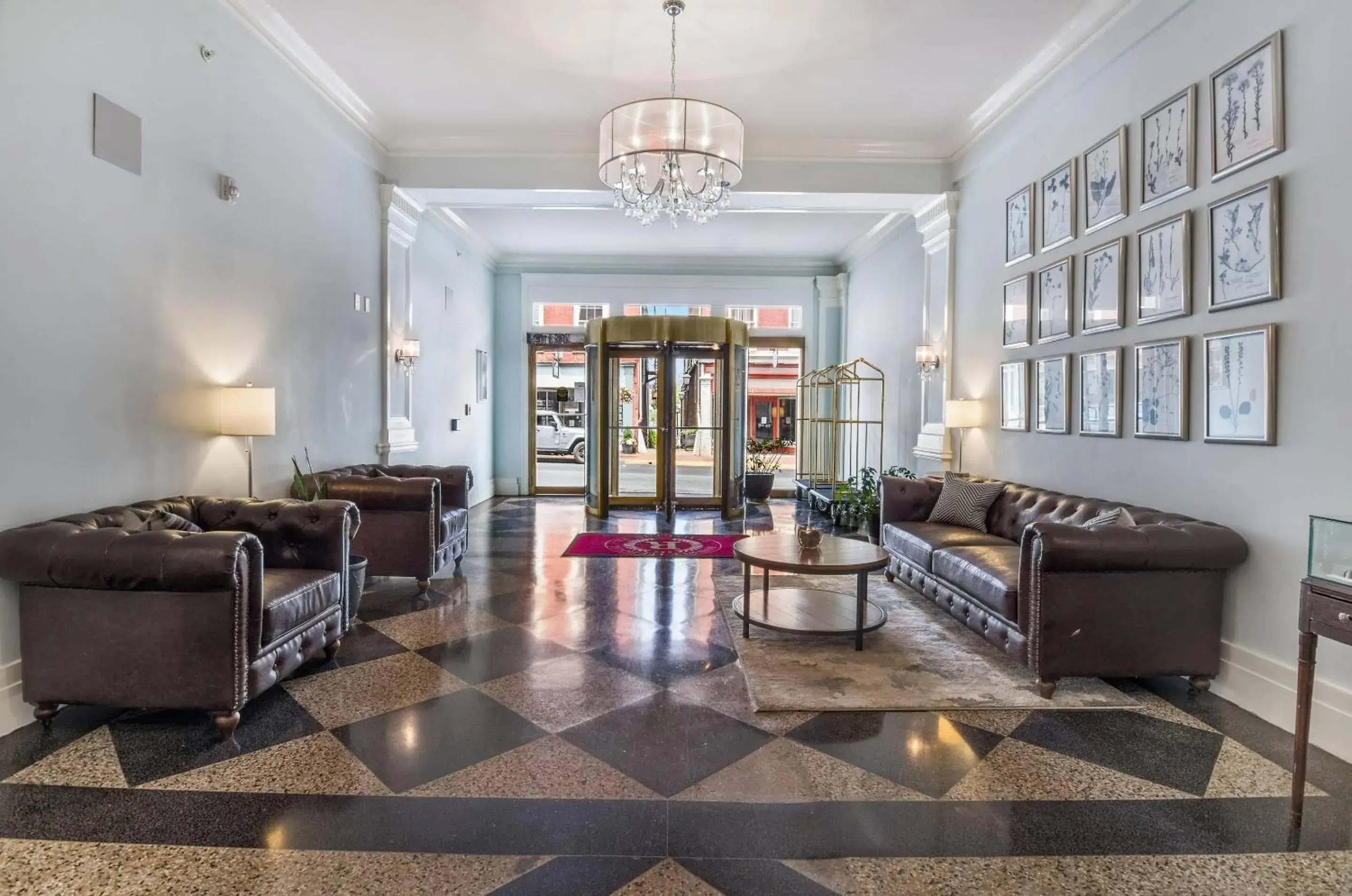 Lobby or reception in The Gin Hotel, an Ascend Collection Hotel Lobby or reception in The Gin Hotel, an Ascend Collection Hotel