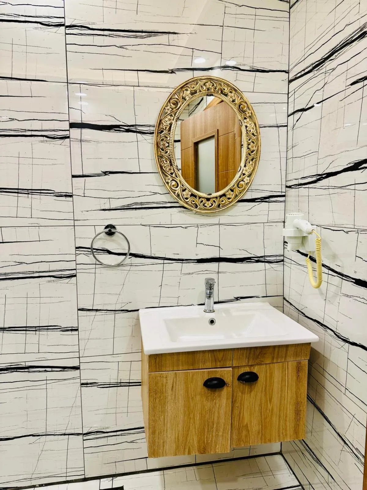 Bathroom in Sirkeci Quietness Hotel