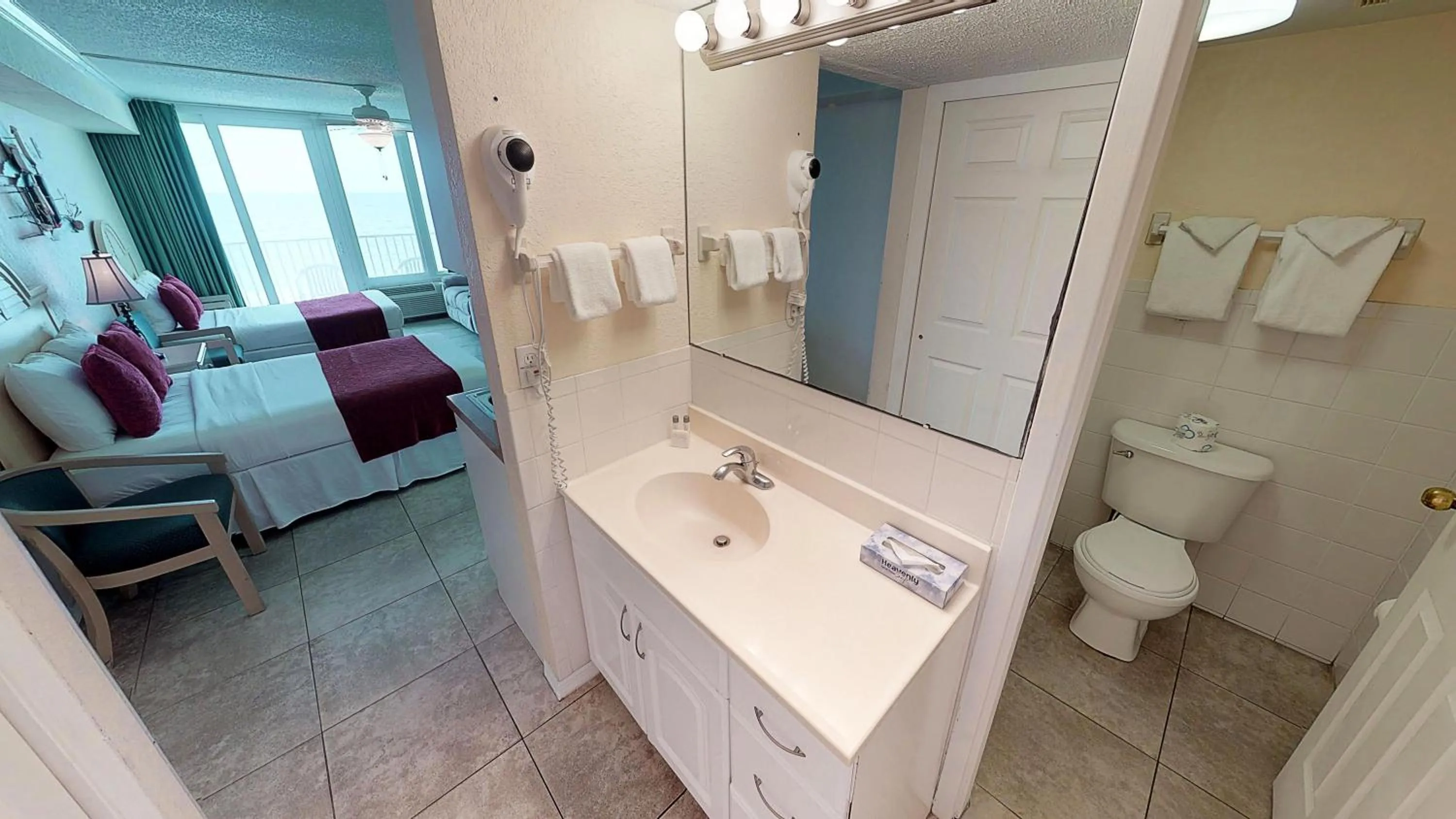 Bathroom in Island Inn Beach Resort