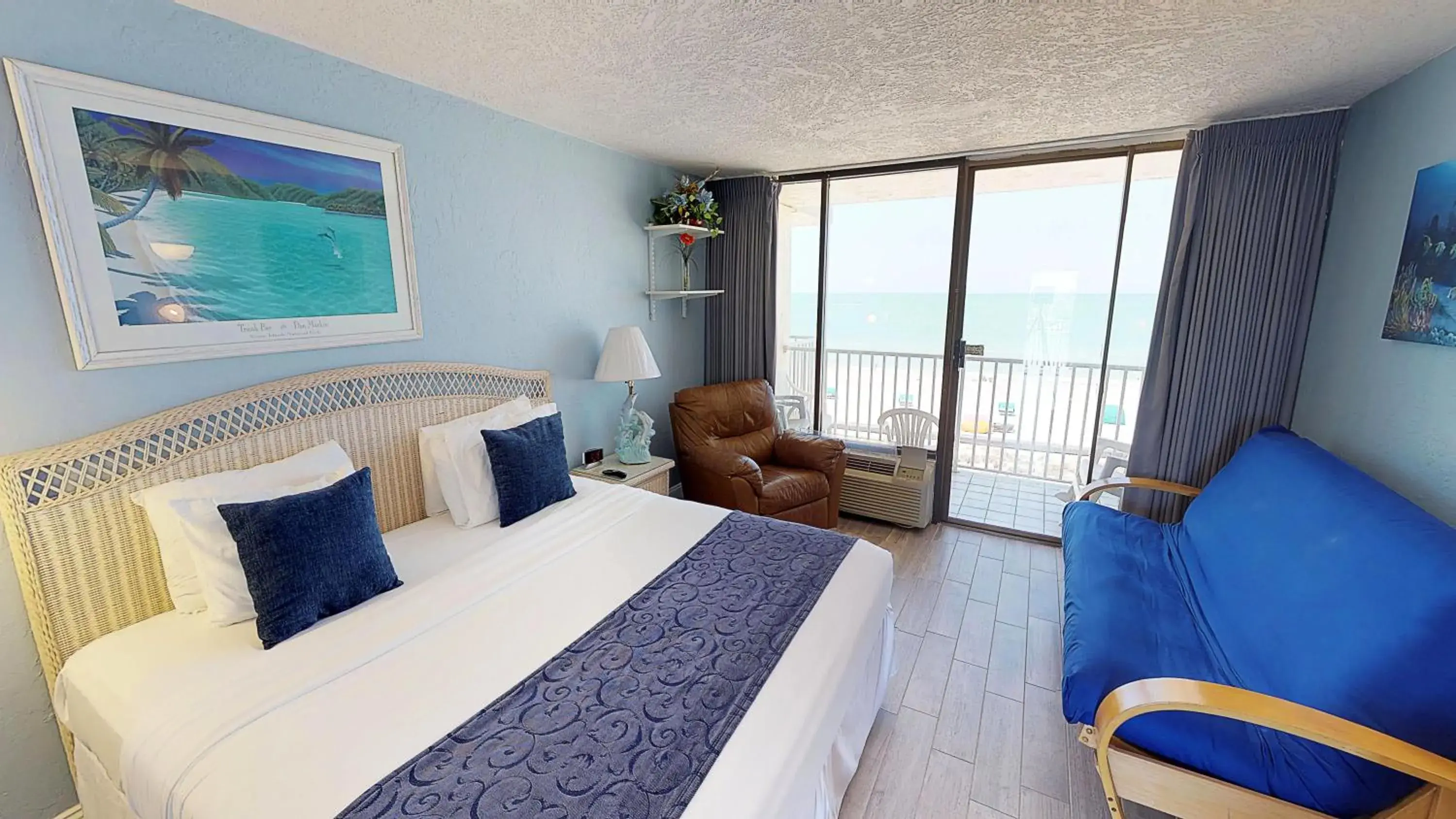 Standard King Ocean View - 515 in Island Inn Beach Resort Standard King Ocean View - 515 in Island Inn Beach Resort