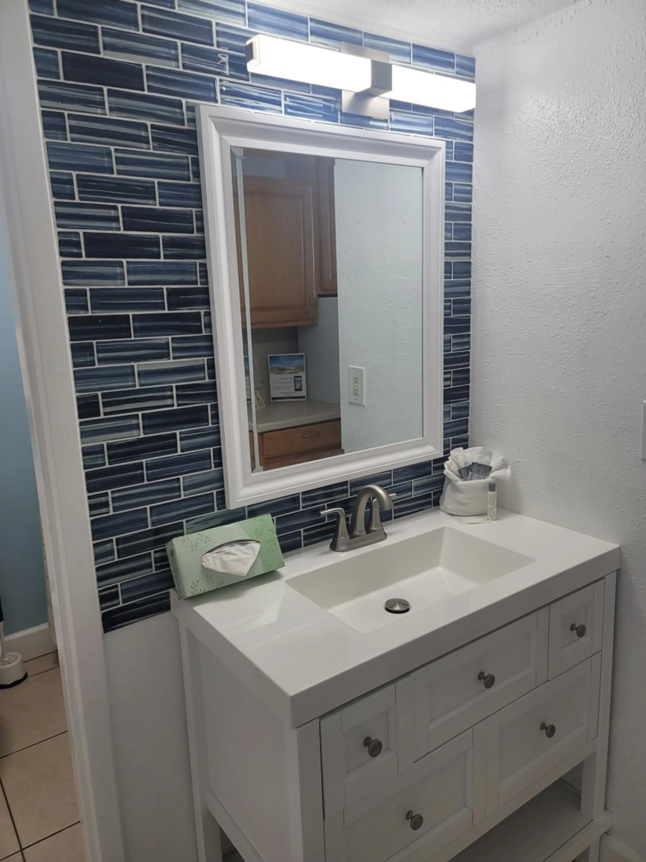 Bathroom in Island Inn Beach Resort