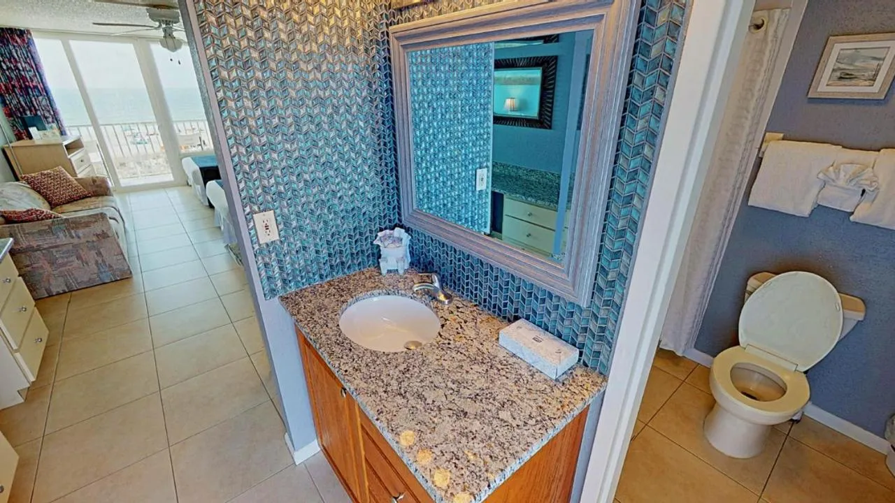 Bathroom in Island Inn Beach Resort
