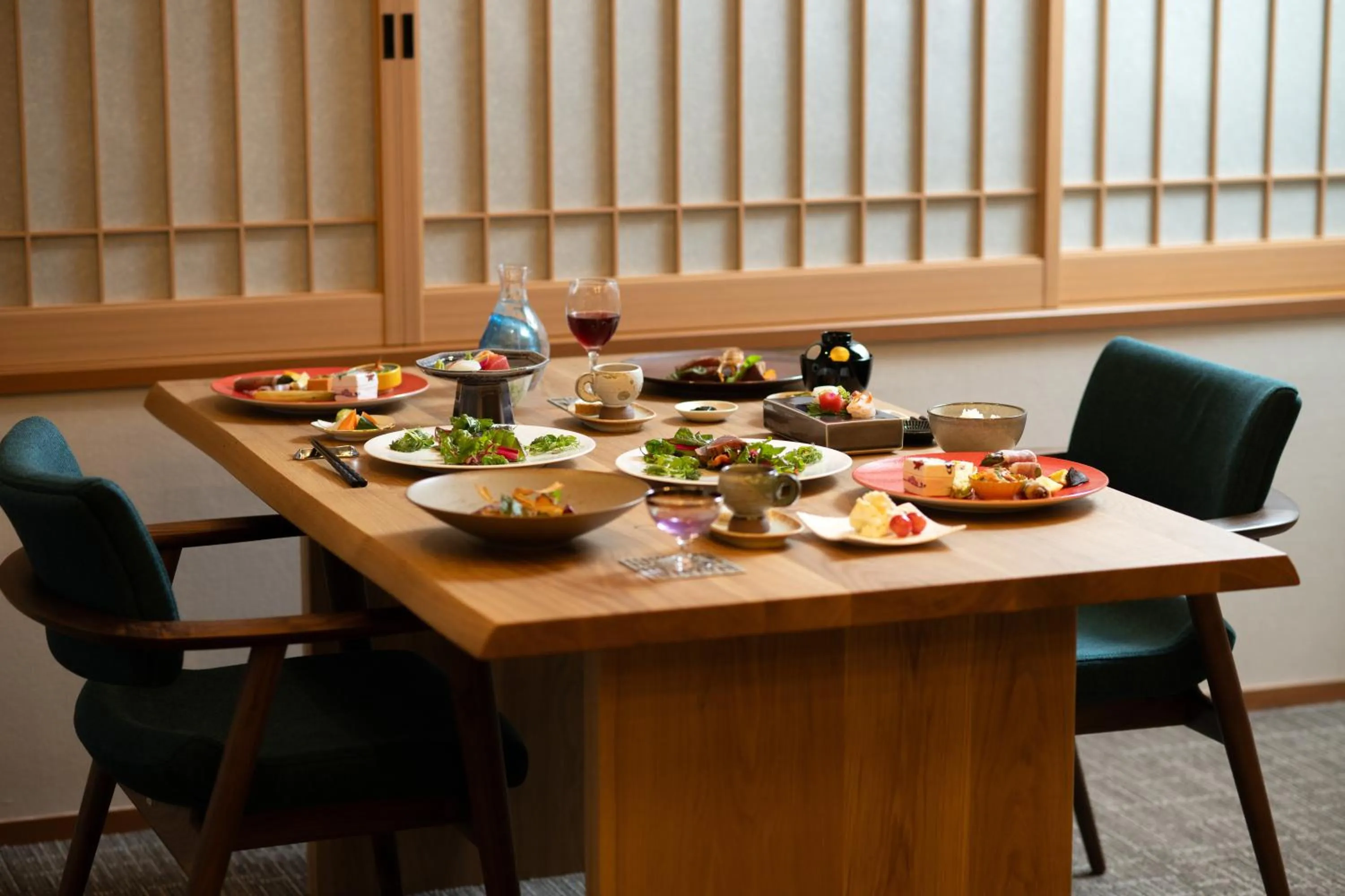 Restaurant/places to eat in Eirakukan
