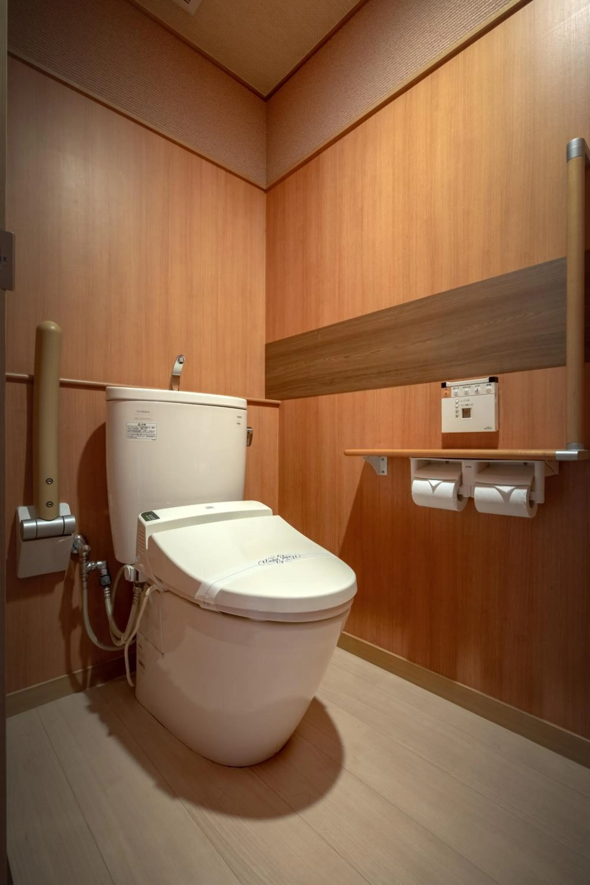 Twin Room with Private External Bathroom in Eirakukan