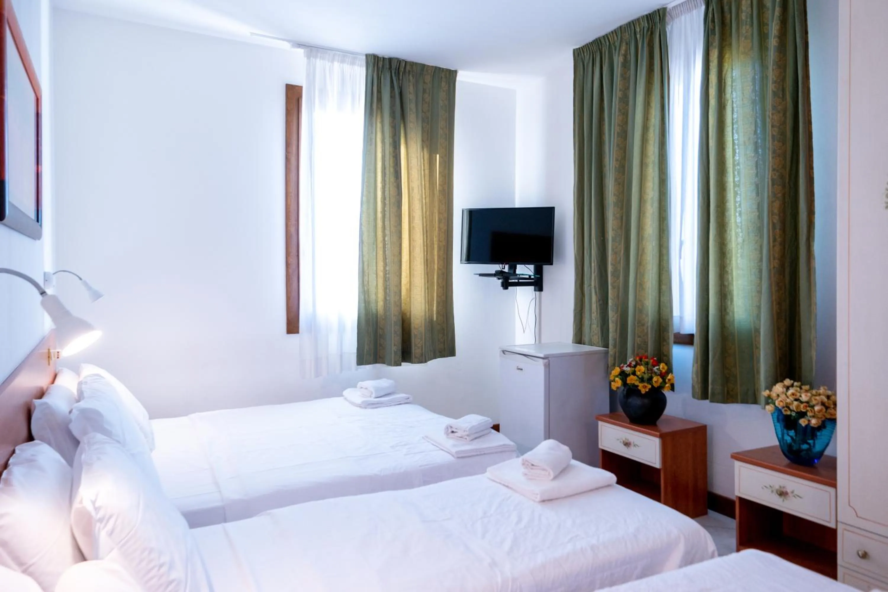 Bed in Hotel New Aurora Venice