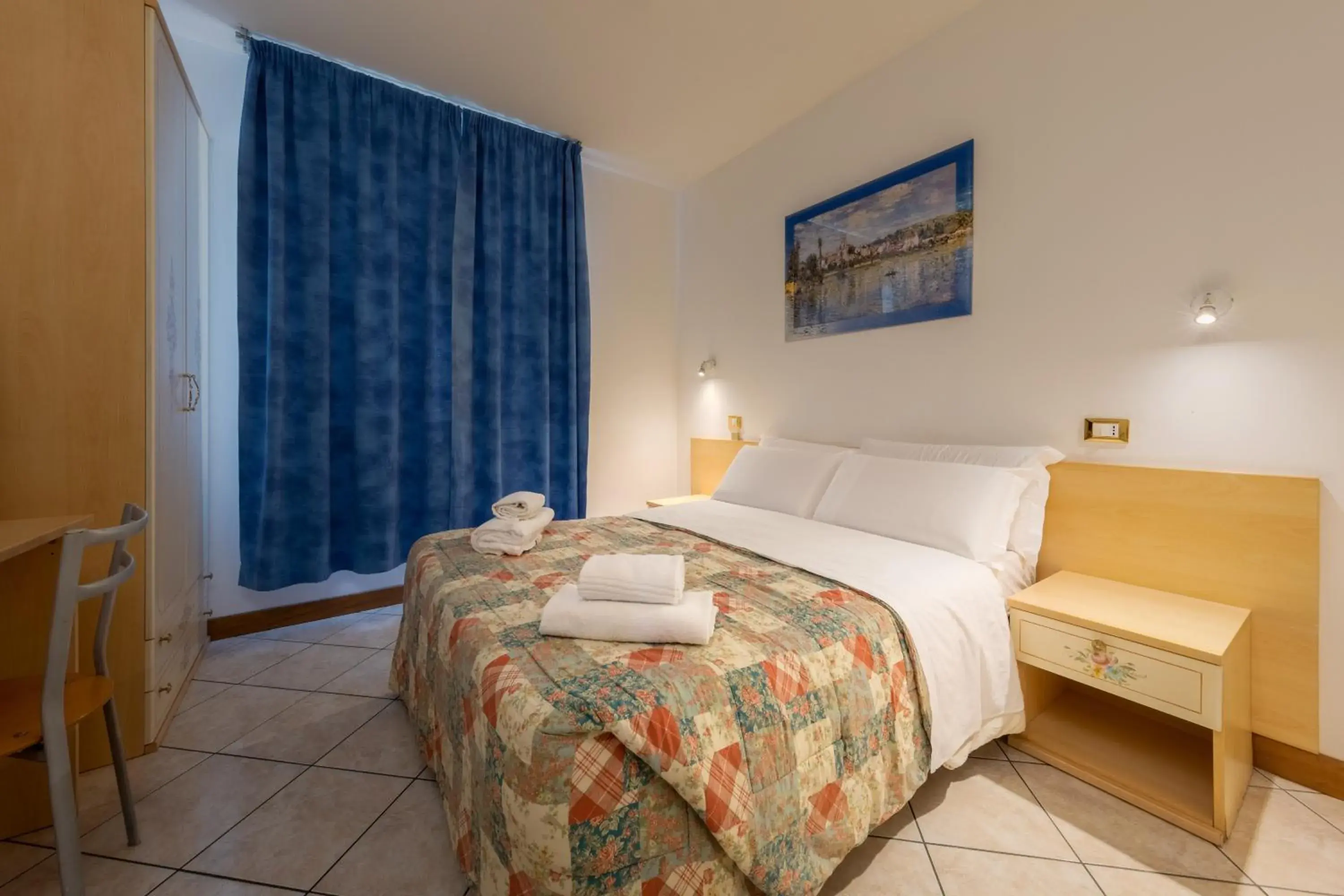 Double Room with Private Bathroom in Hotel New Aurora Venice Double Room with Private Bathroom in Hotel New Aurora Venice