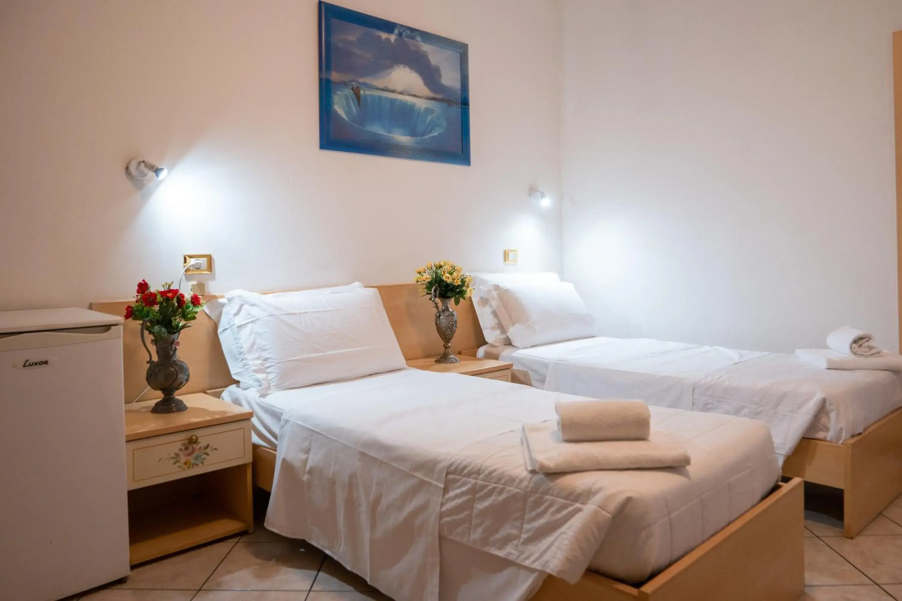 Twin Room with Private Bathroom in Hotel New Aurora Venice Twin Room with Private Bathroom in Hotel New Aurora Venice