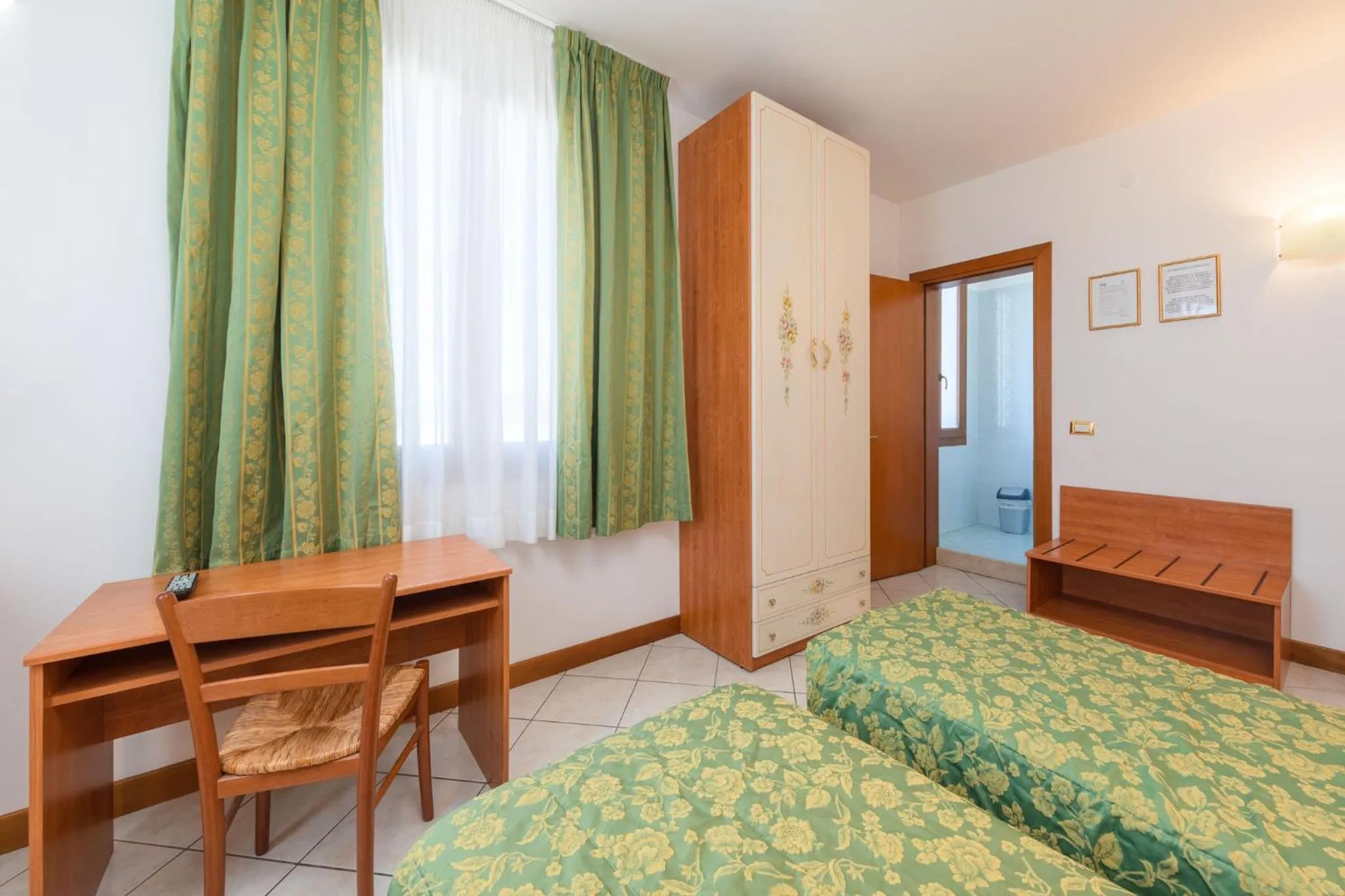 Bed in Hotel New Aurora Venice