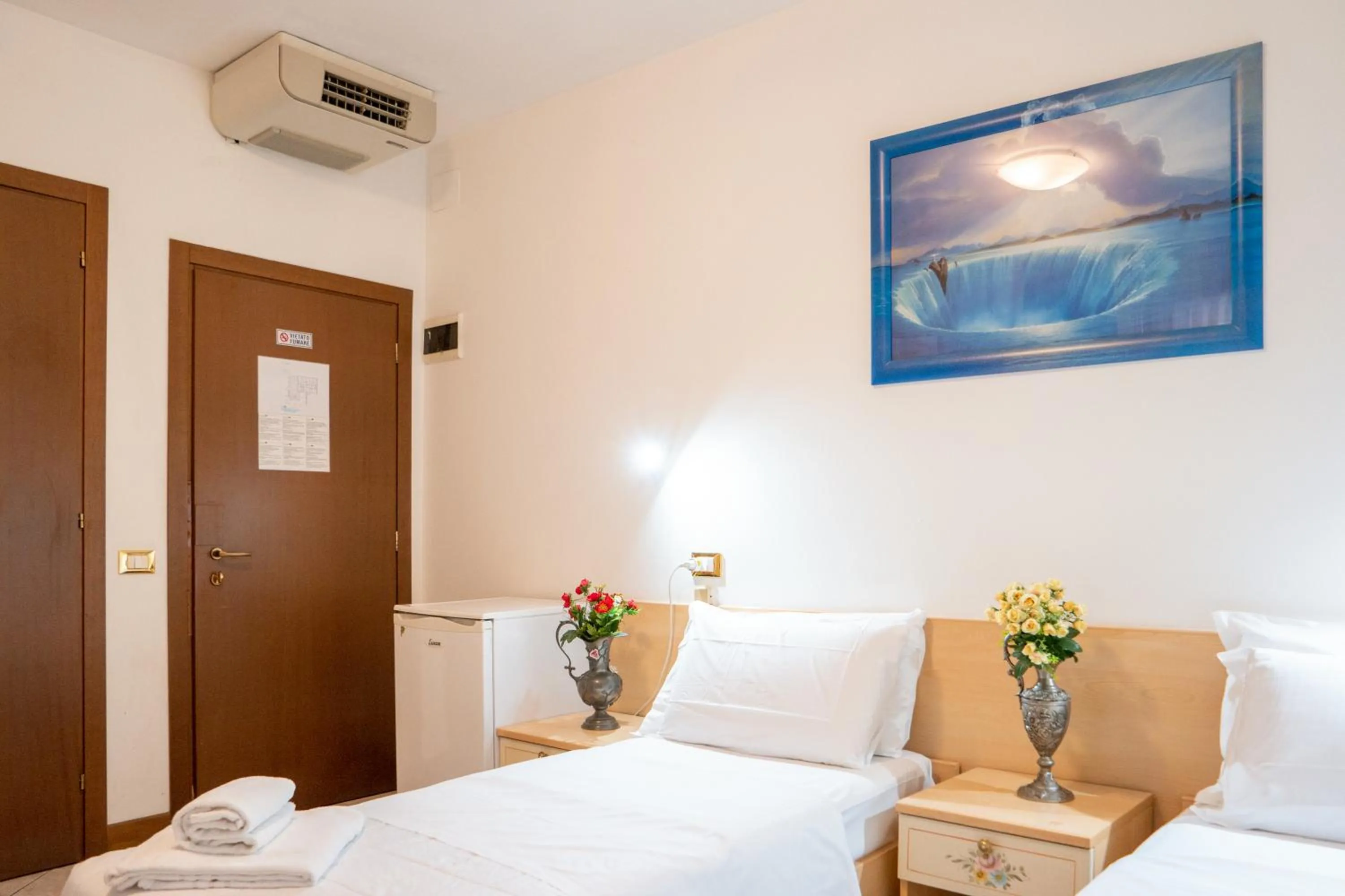 Bed in Hotel New Aurora Venice