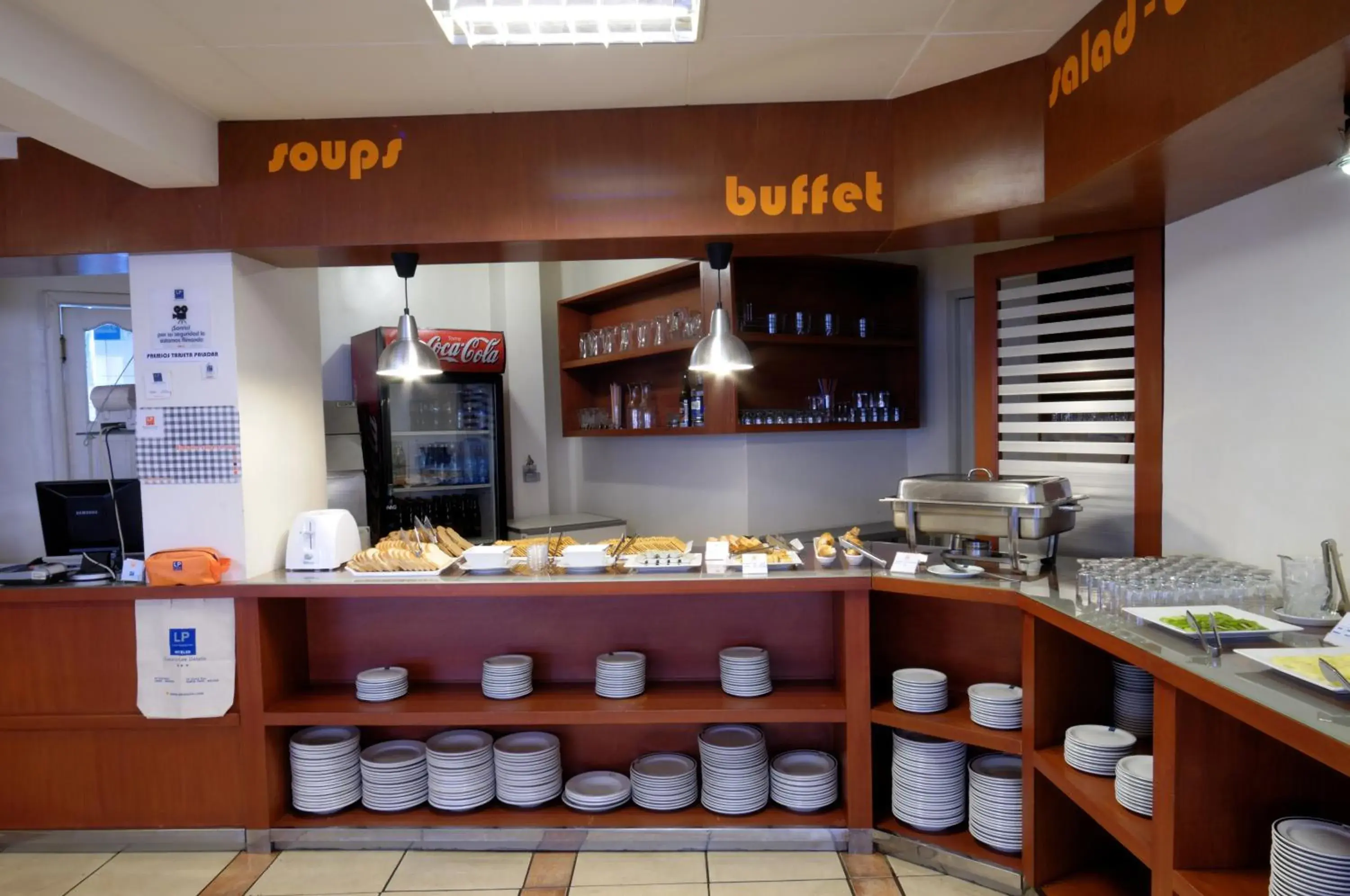 Restaurant/places to eat in Hotel LP Columbus Restaurant/places to eat in Hotel LP Columbus