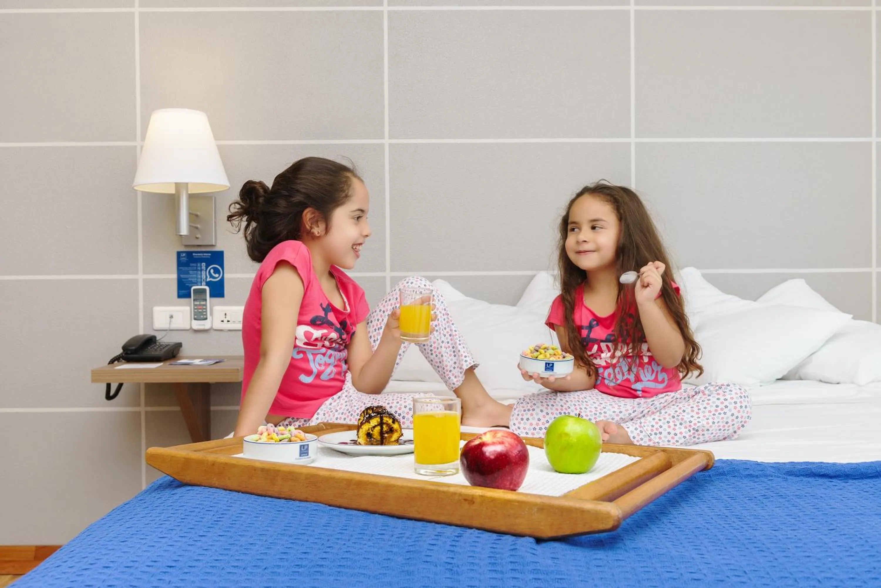 TV and multimedia, Bed in Hotel LP Columbus