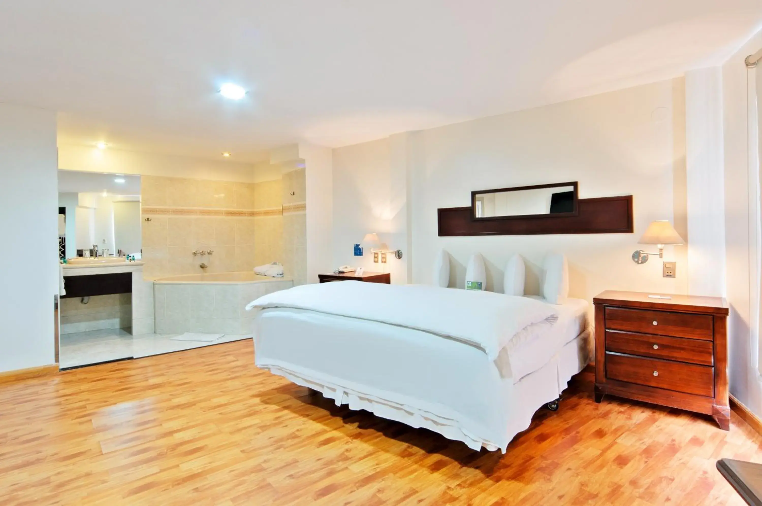 Bed in Hotel LP Columbus Bed in Hotel LP Columbus