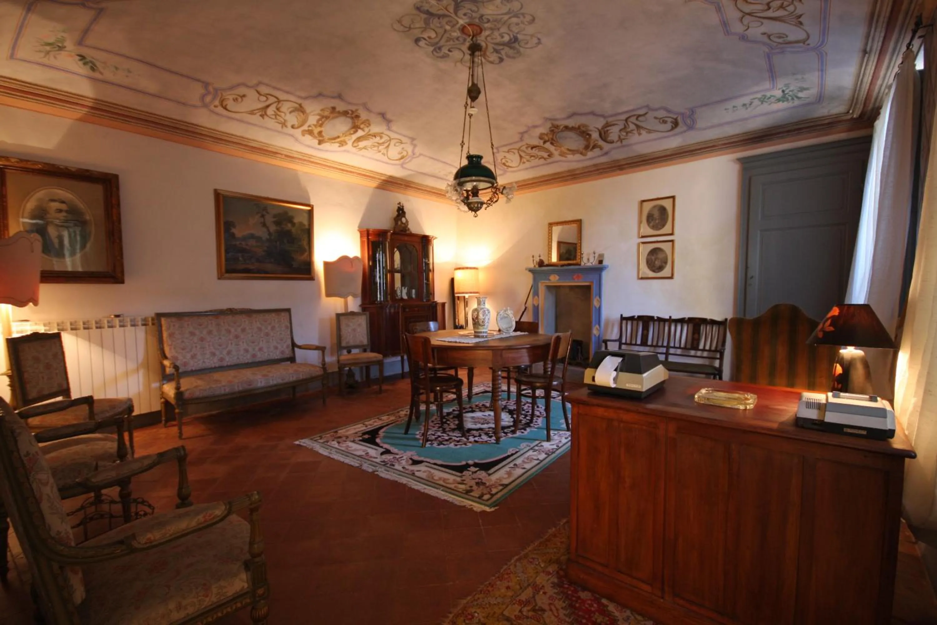 Lounge or bar in Relais San Desiderio