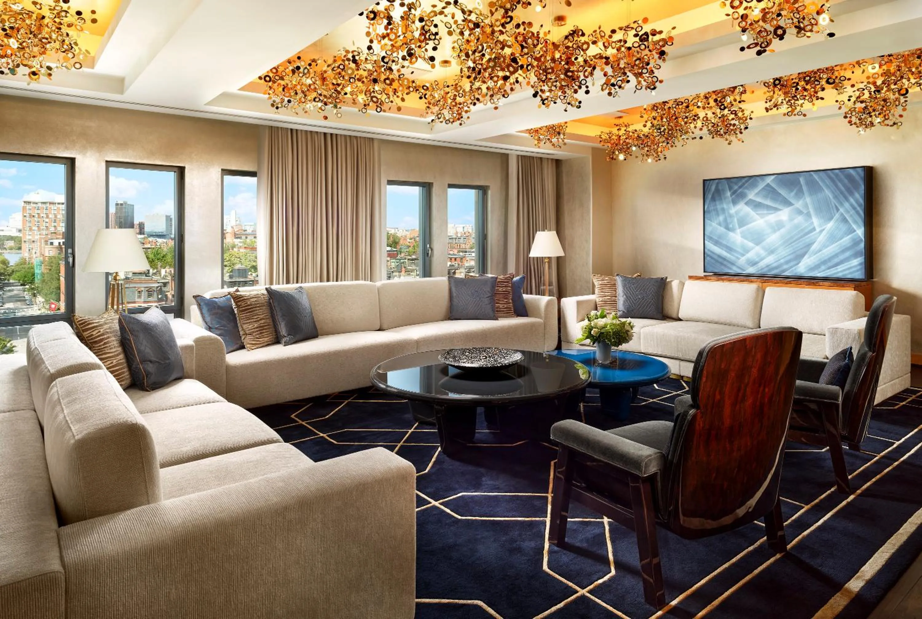 Bedroom in Mandarin Oriental, Boston