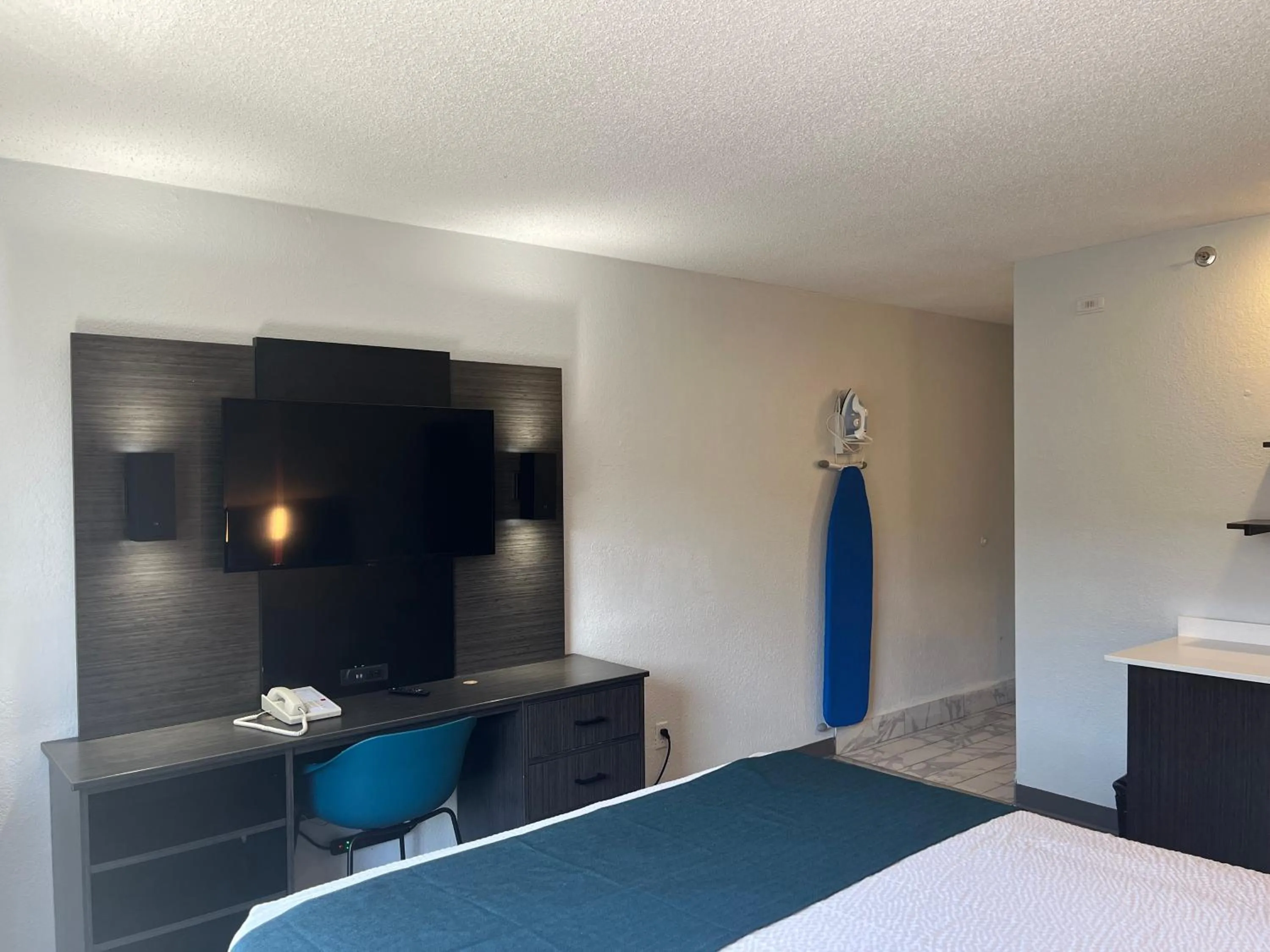 Bed in Studio 6 Suites Norcross, GA