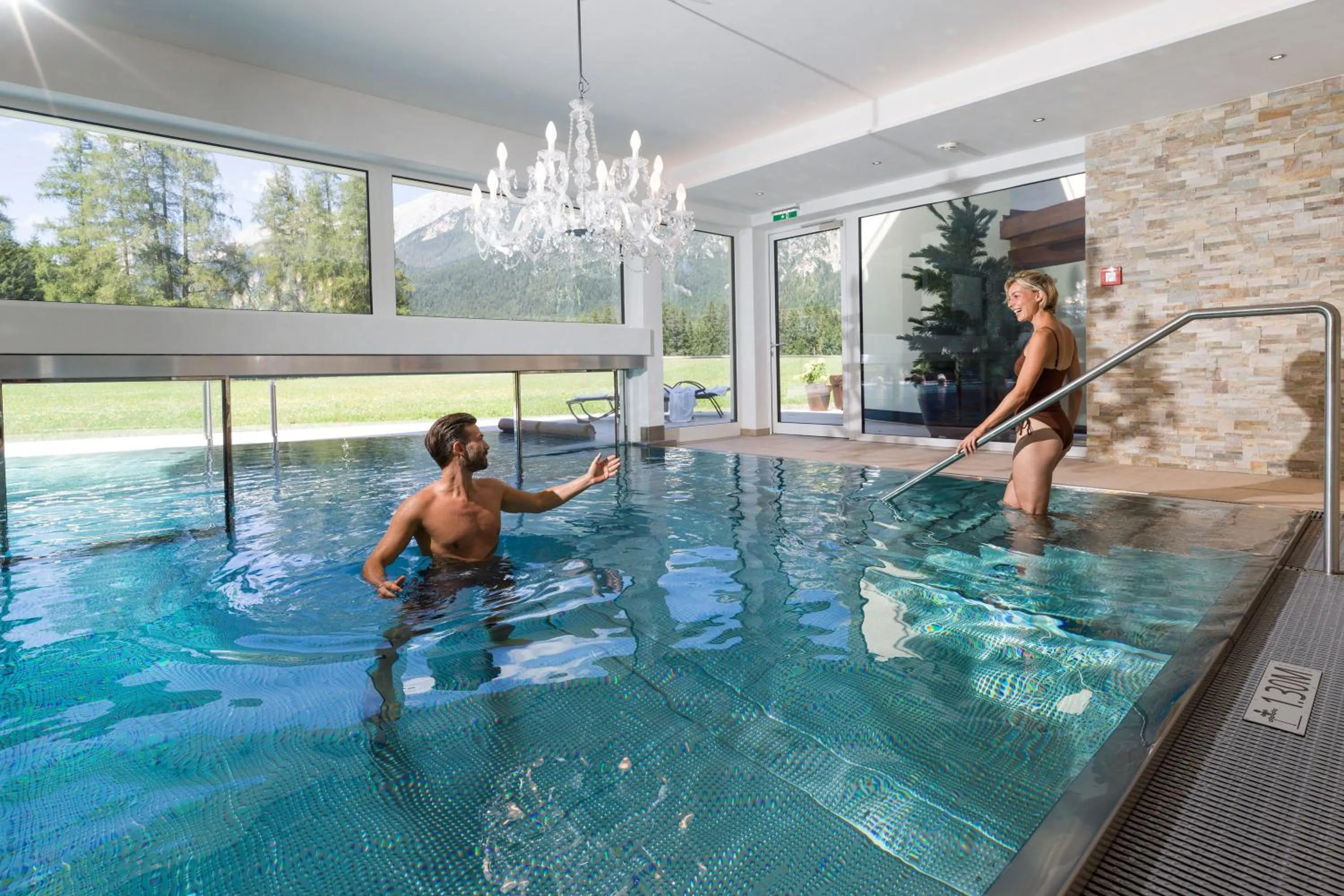 Swimming pool in Alpenhotel Karwendel -Adults only-