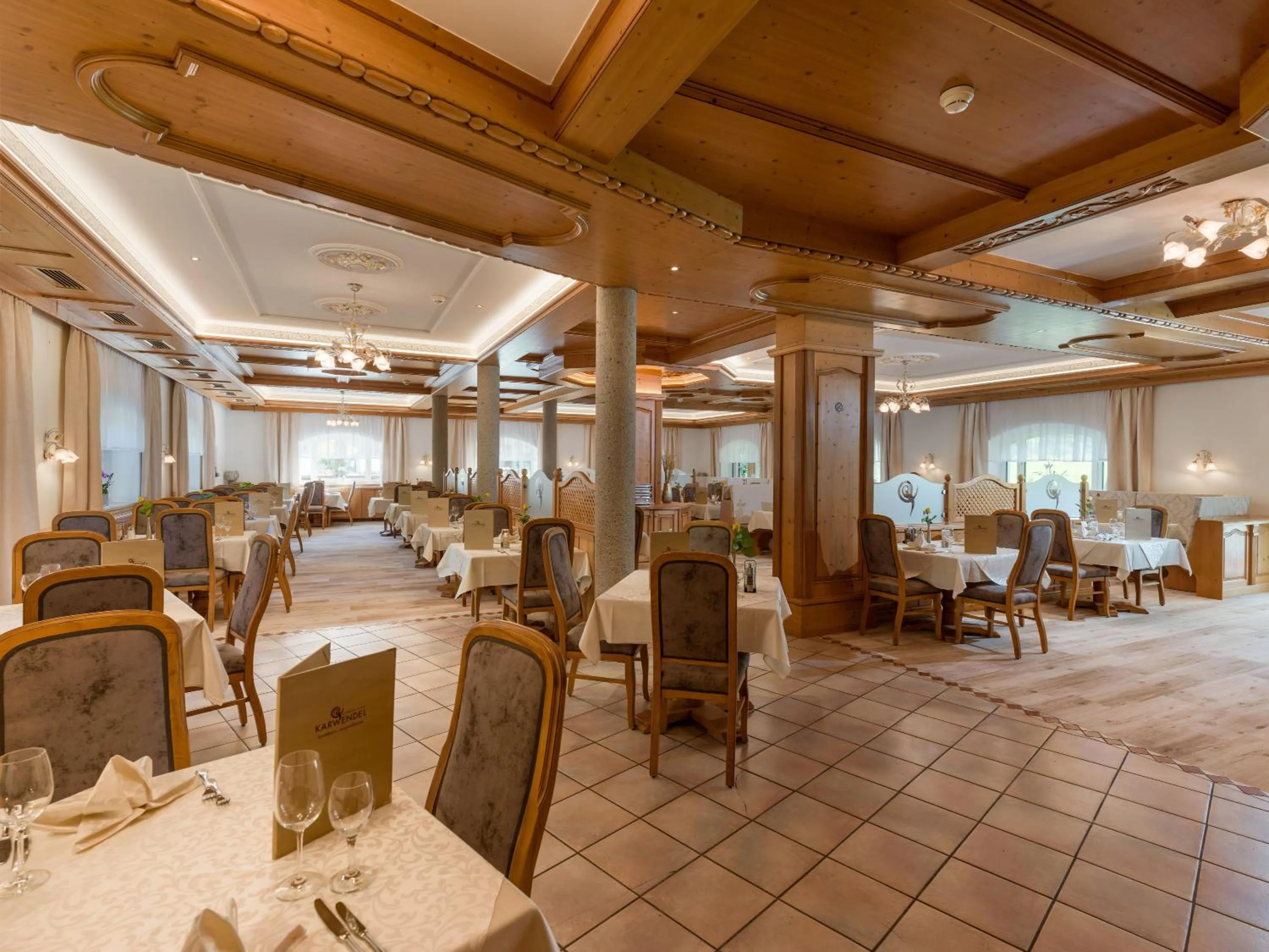 Restaurant/places to eat in Alpenhotel Karwendel -Adults only-