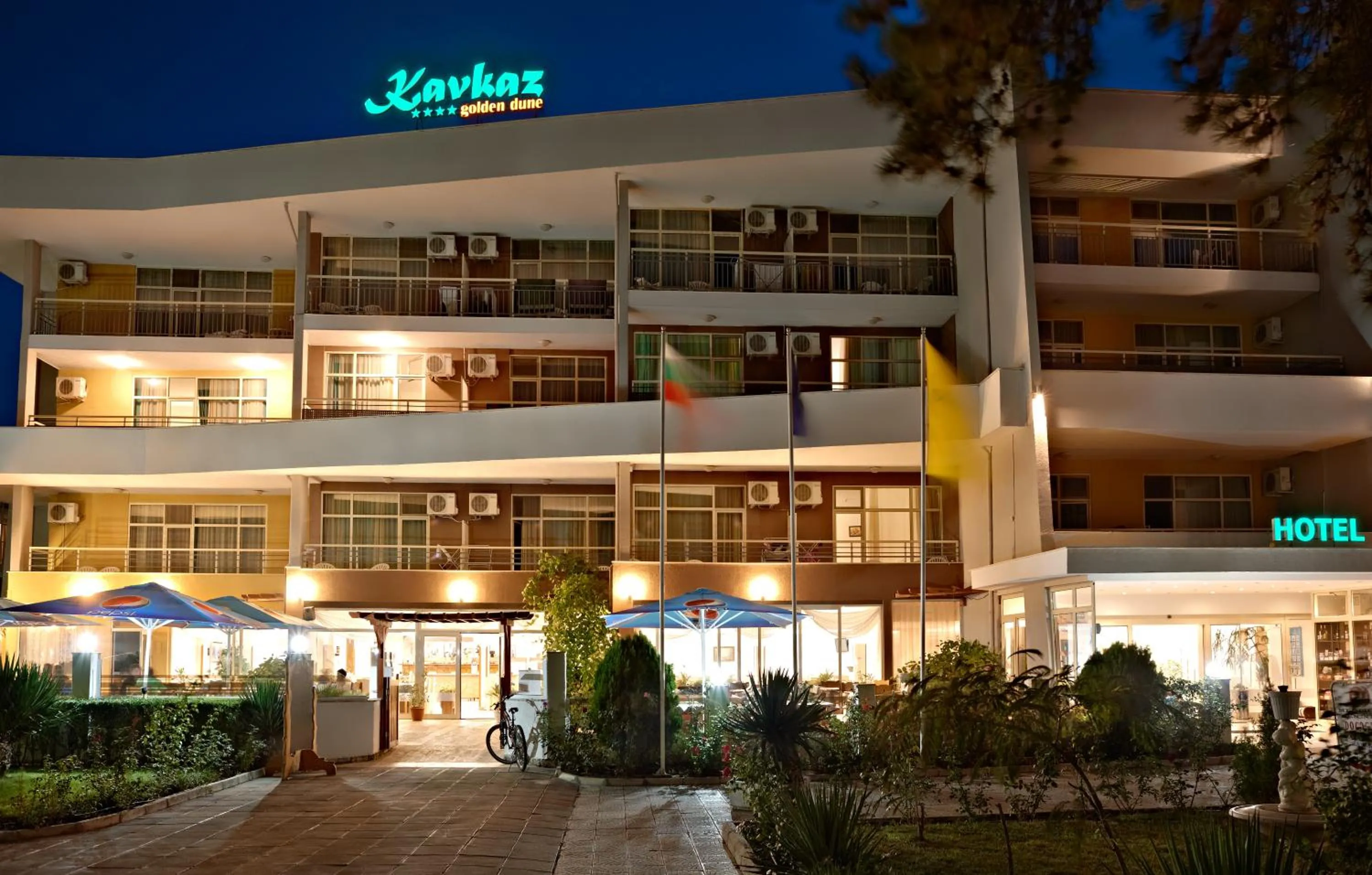 Property building in Hotel Golden Dune