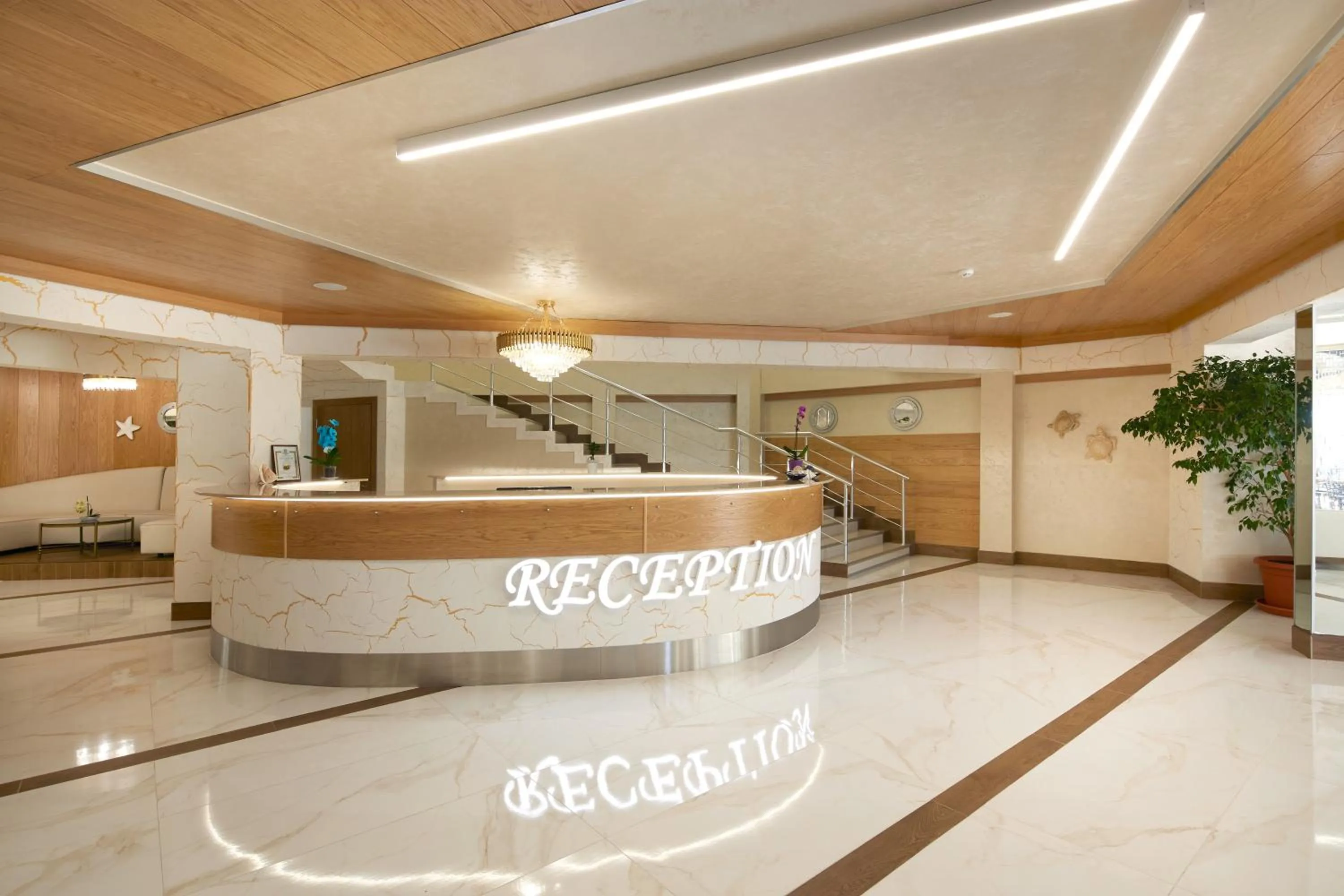 Lobby or reception in Hotel Golden Dune