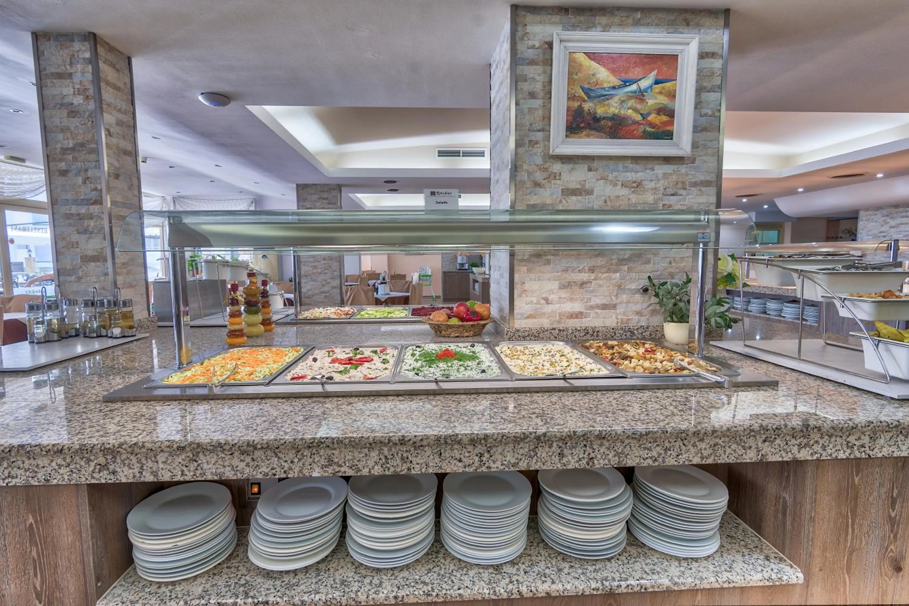 Restaurant/places to eat in Hotel Golden Dune