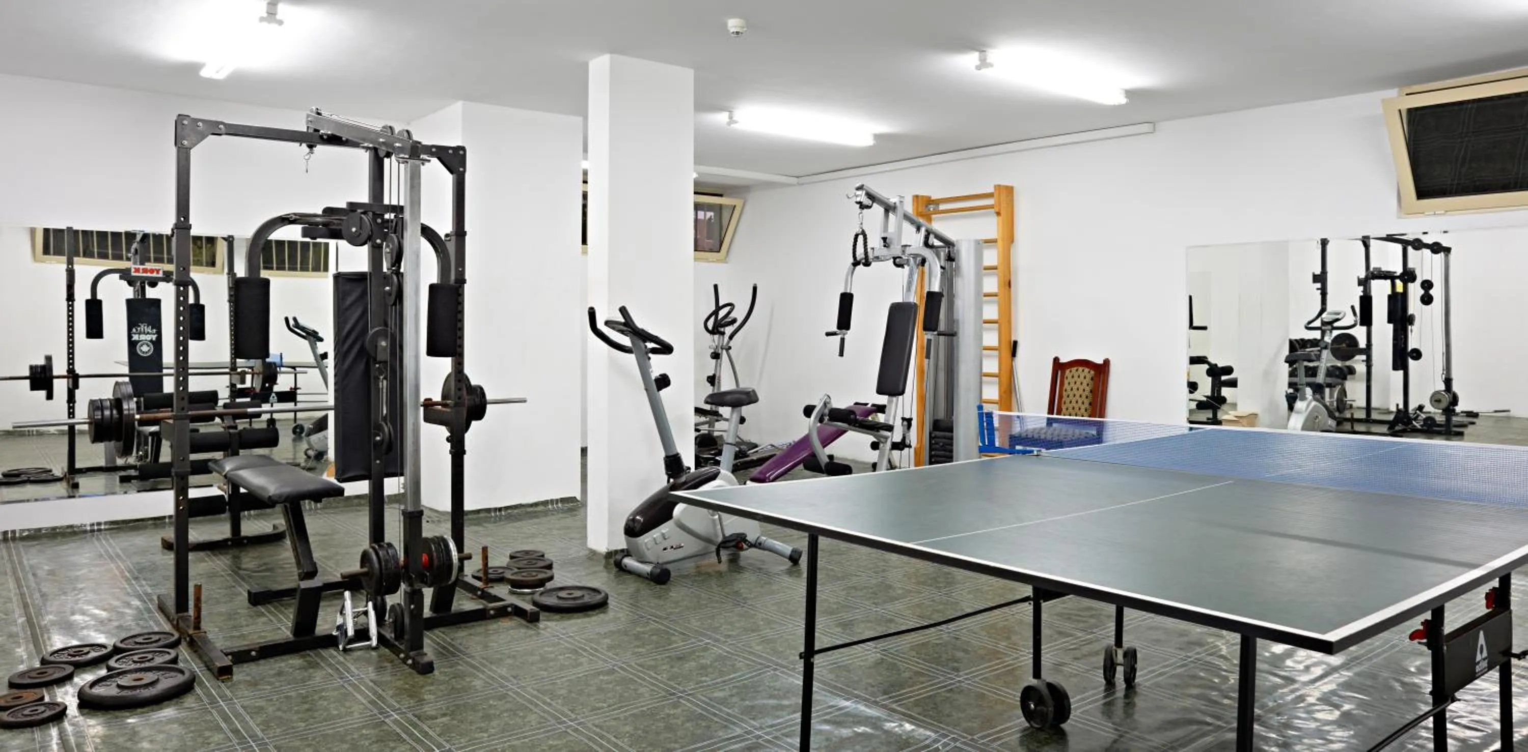 Table tennis in Hotel Golden Dune