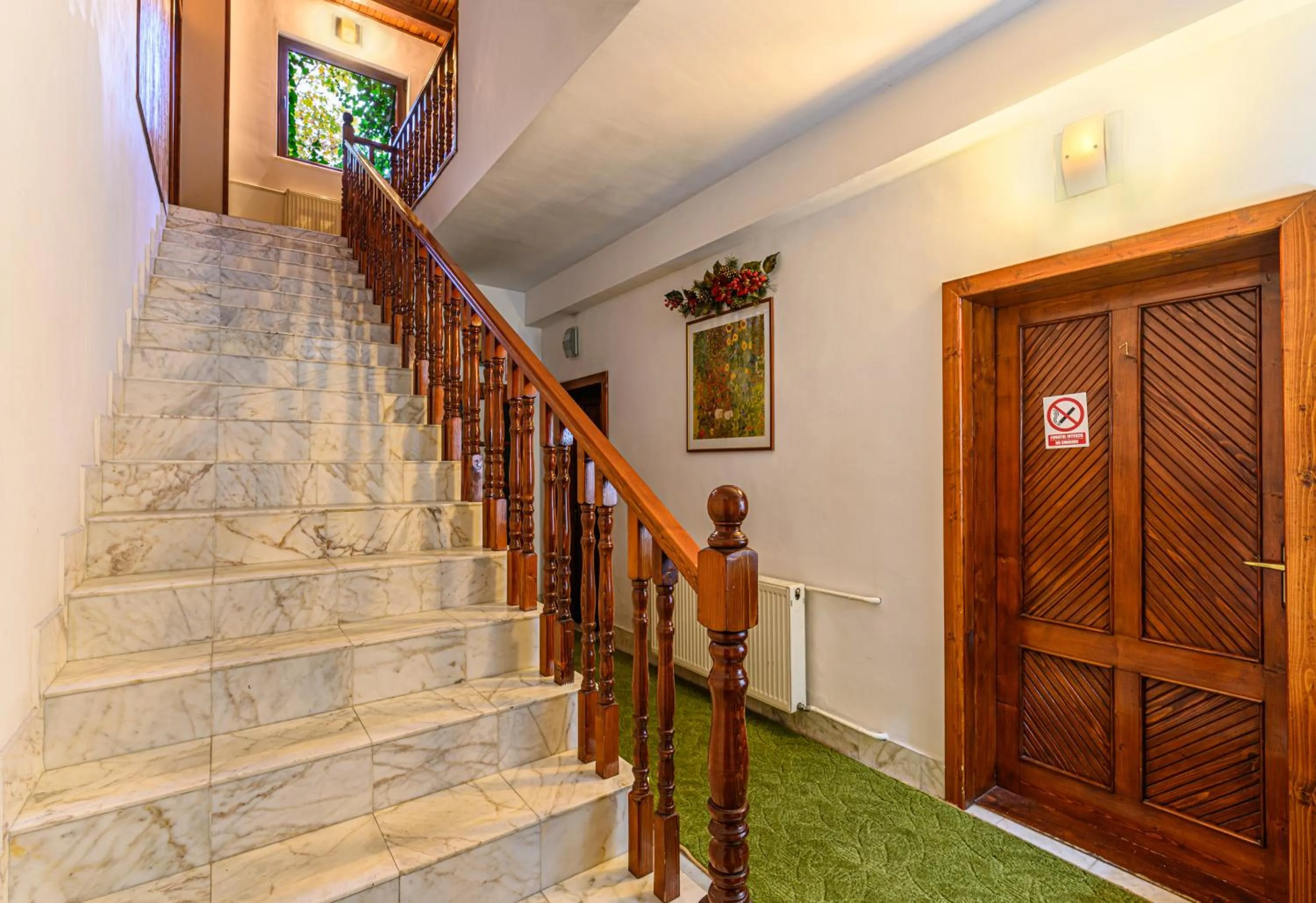 Lobby or reception in Pension Casa Bradul