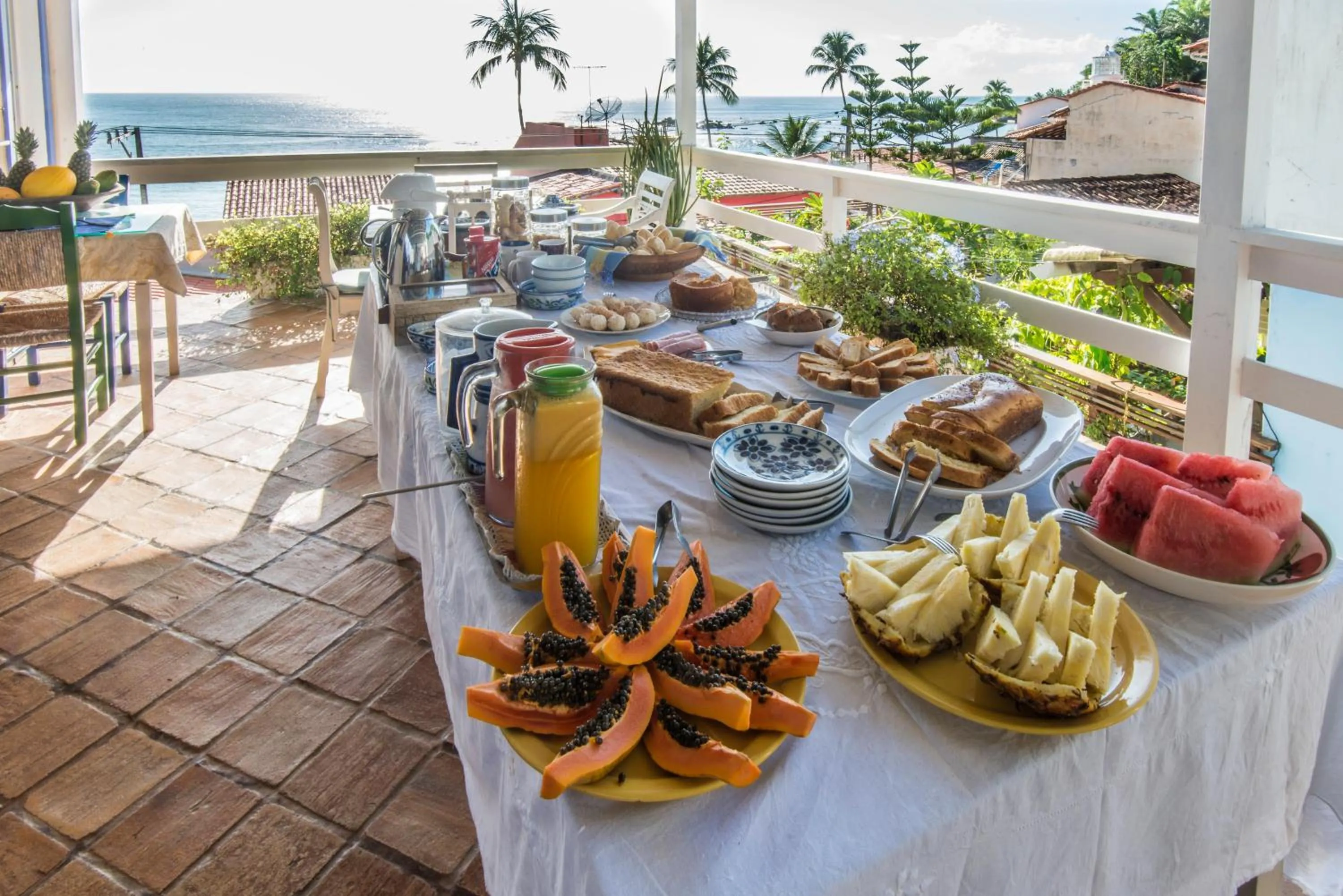 Restaurant/places to eat in Pousada Via Brasil