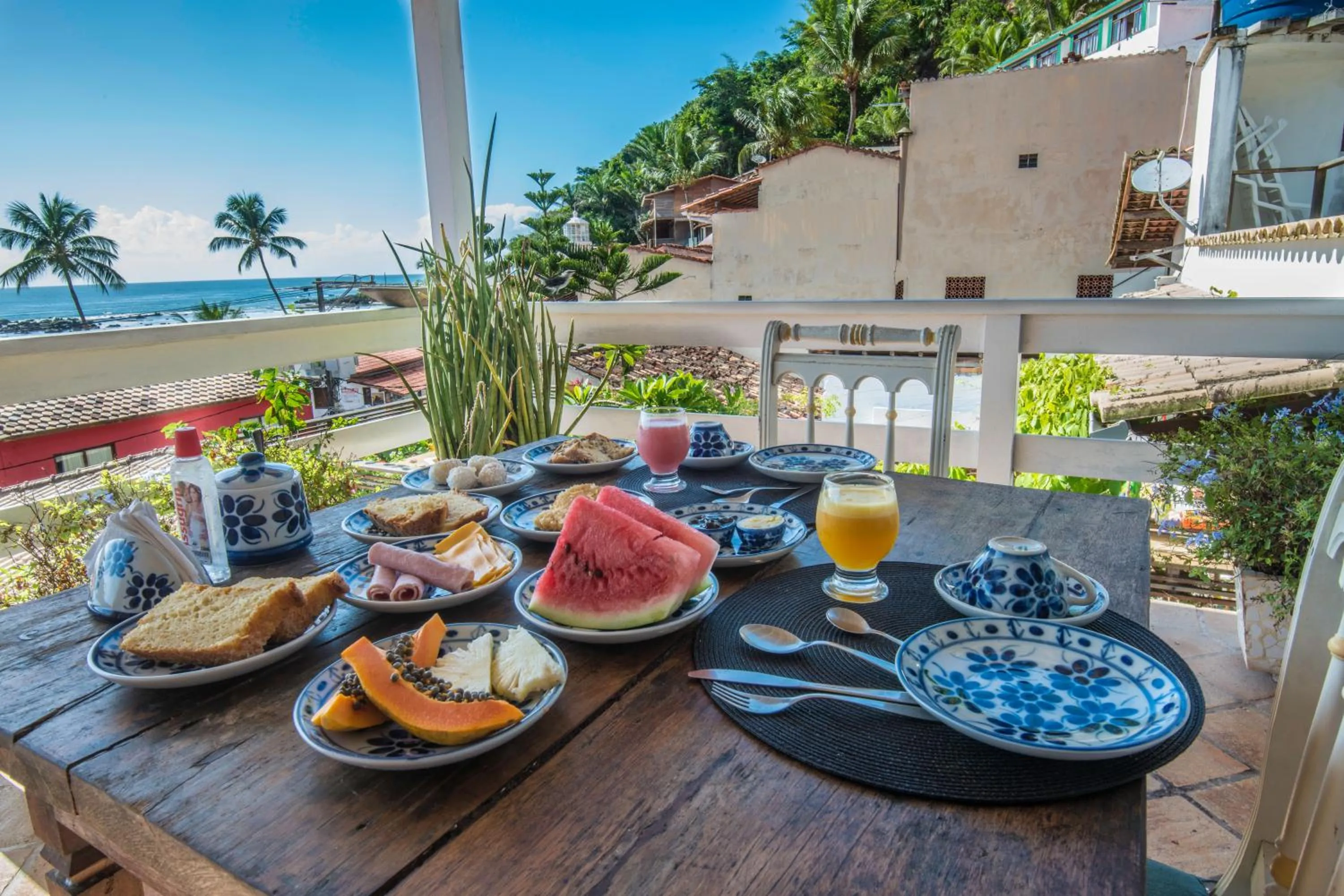 Restaurant/places to eat in Pousada Via Brasil