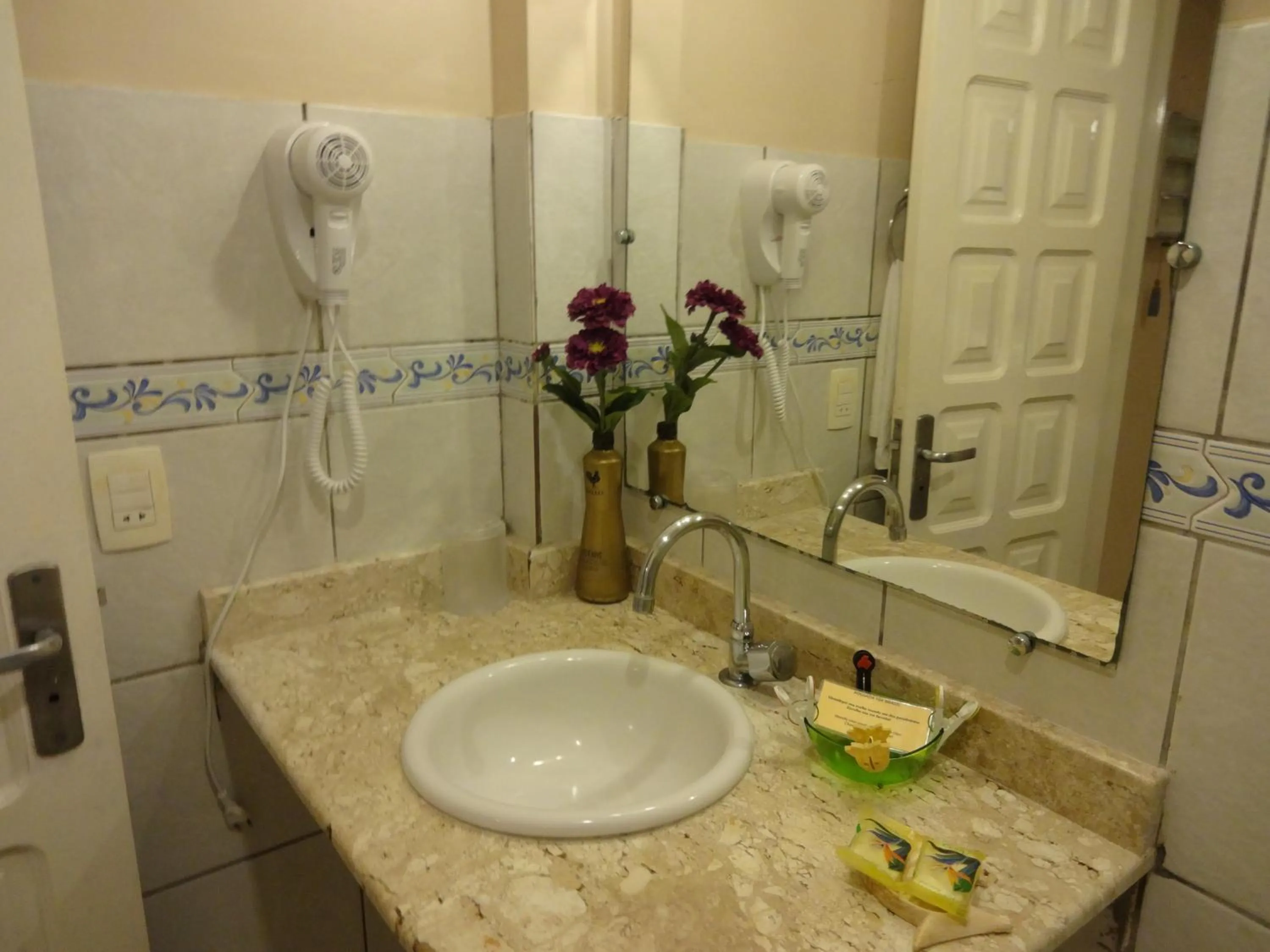 Bathroom in Pousada Via Brasil