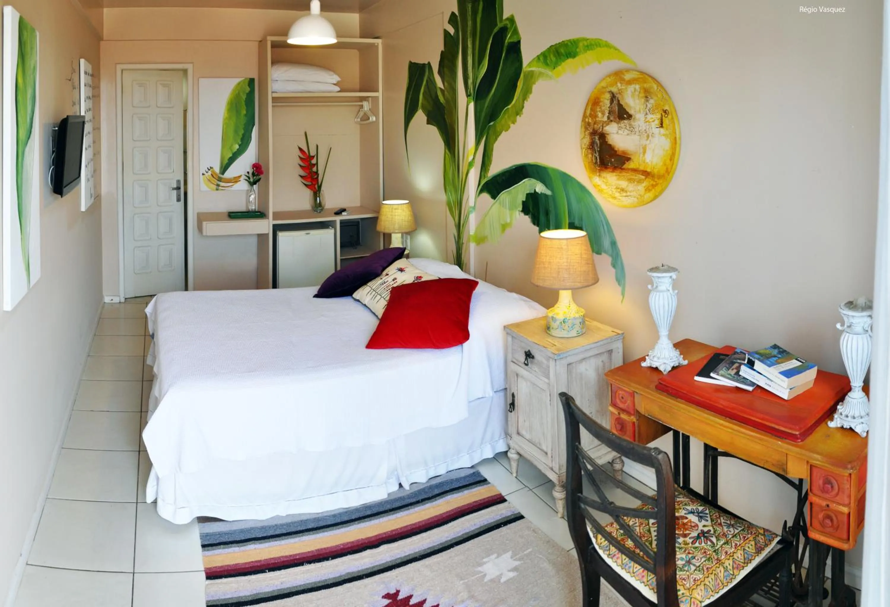 Decorative detail, Bed in Pousada Via Brasil